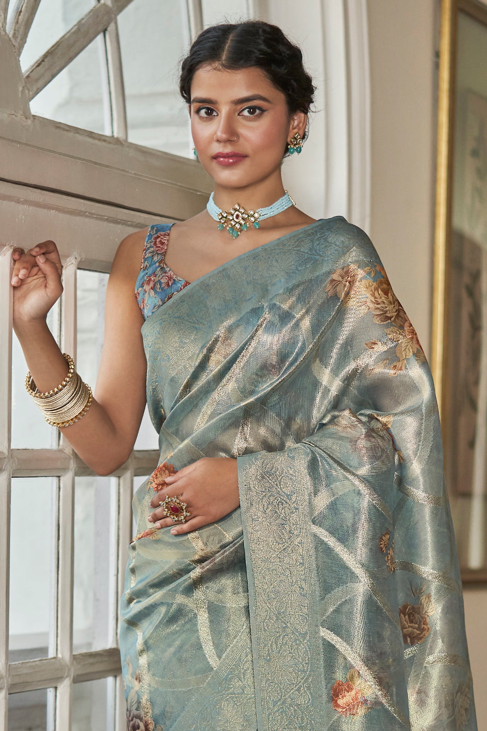grey-organza-silk-saree-zb132347_3_SareeButa.com