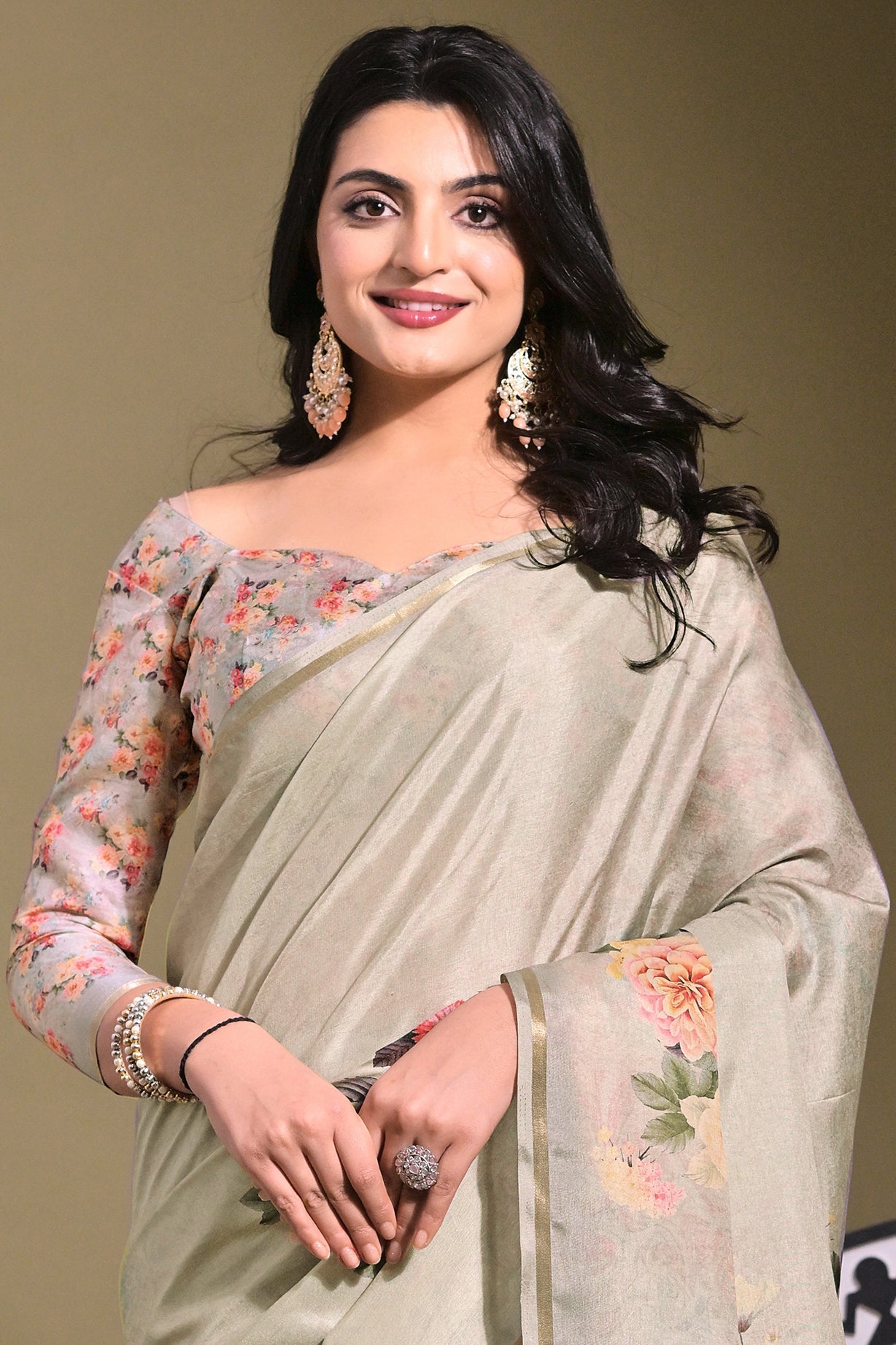 grey-printed-tussar-silk-saree-zb132704_2_SareeButa.com