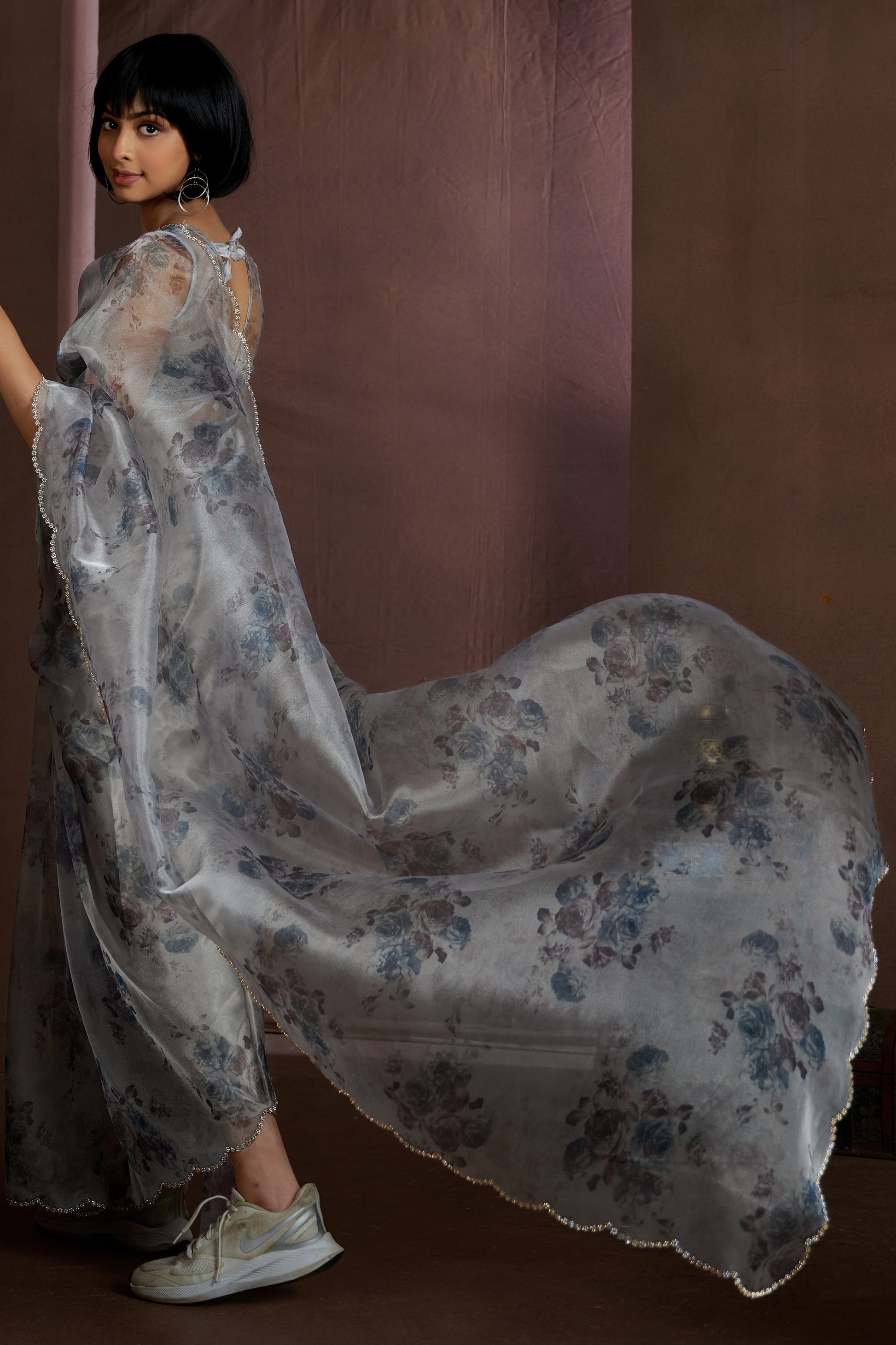 grey-stone-work-organza-saree-zb133599_7_Sareebuta.com