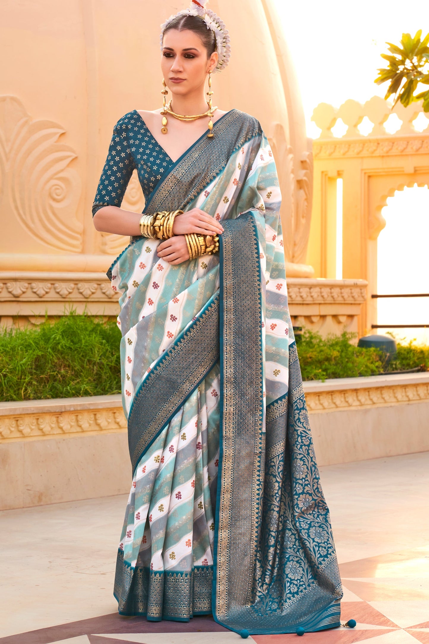 grey-viscose-silk-saree-zb132022_1_SareeButa.com