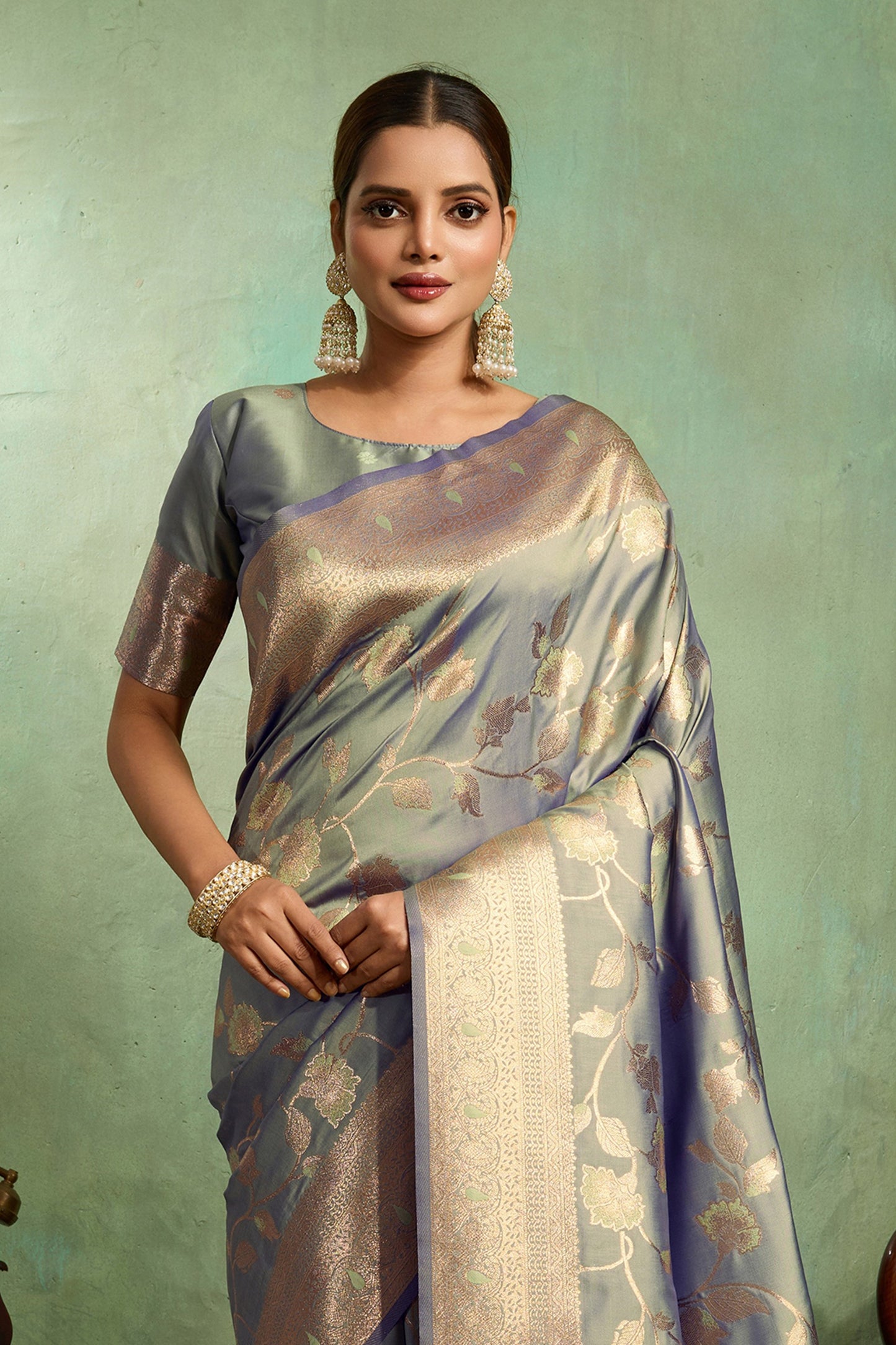 Grey Woven Banarasi Silk Saree-SAR11793_4_SareeButa.com