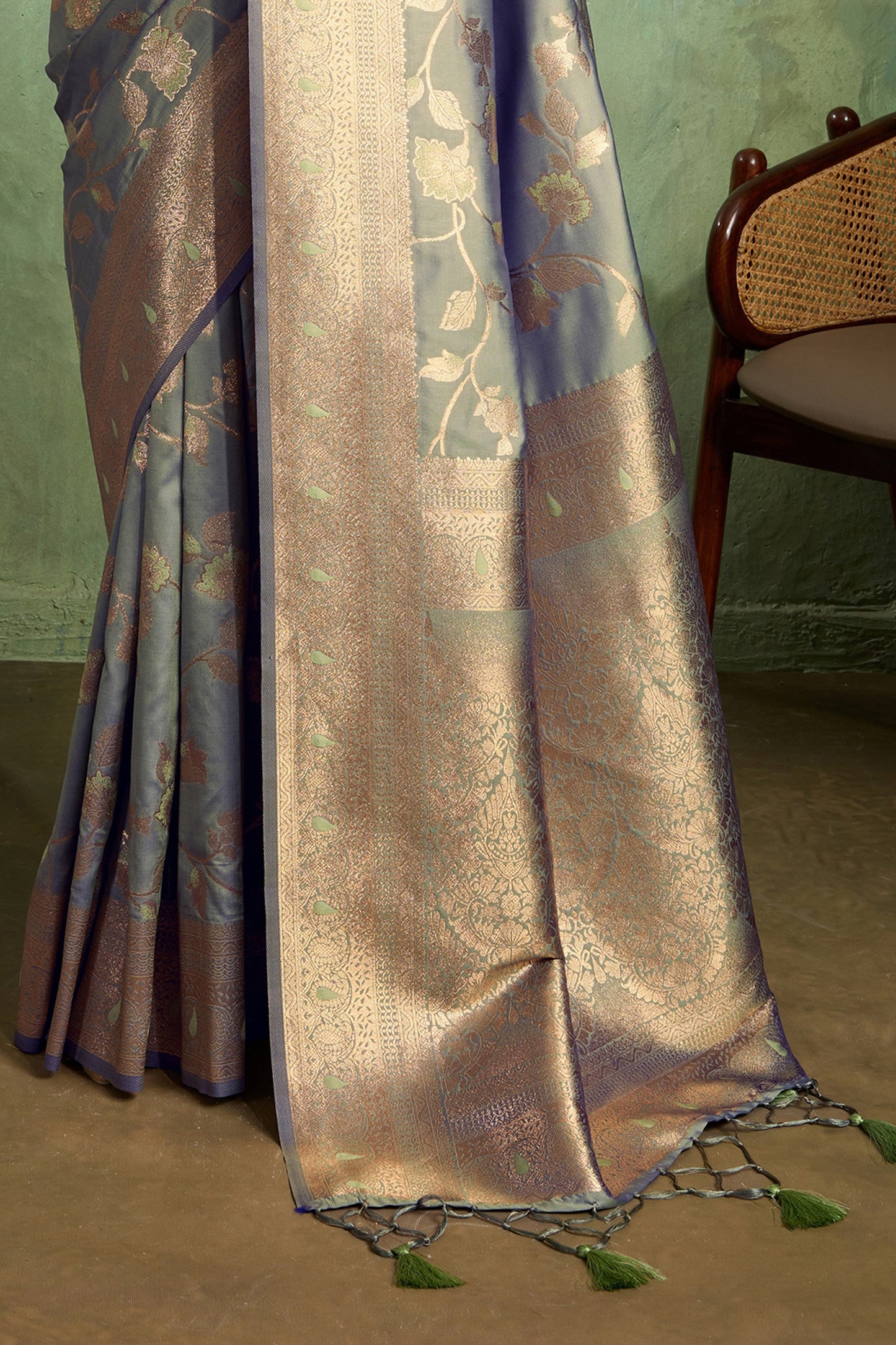 Grey Woven Banarasi Silk Saree-SAR11793_5_SareeButa.com
