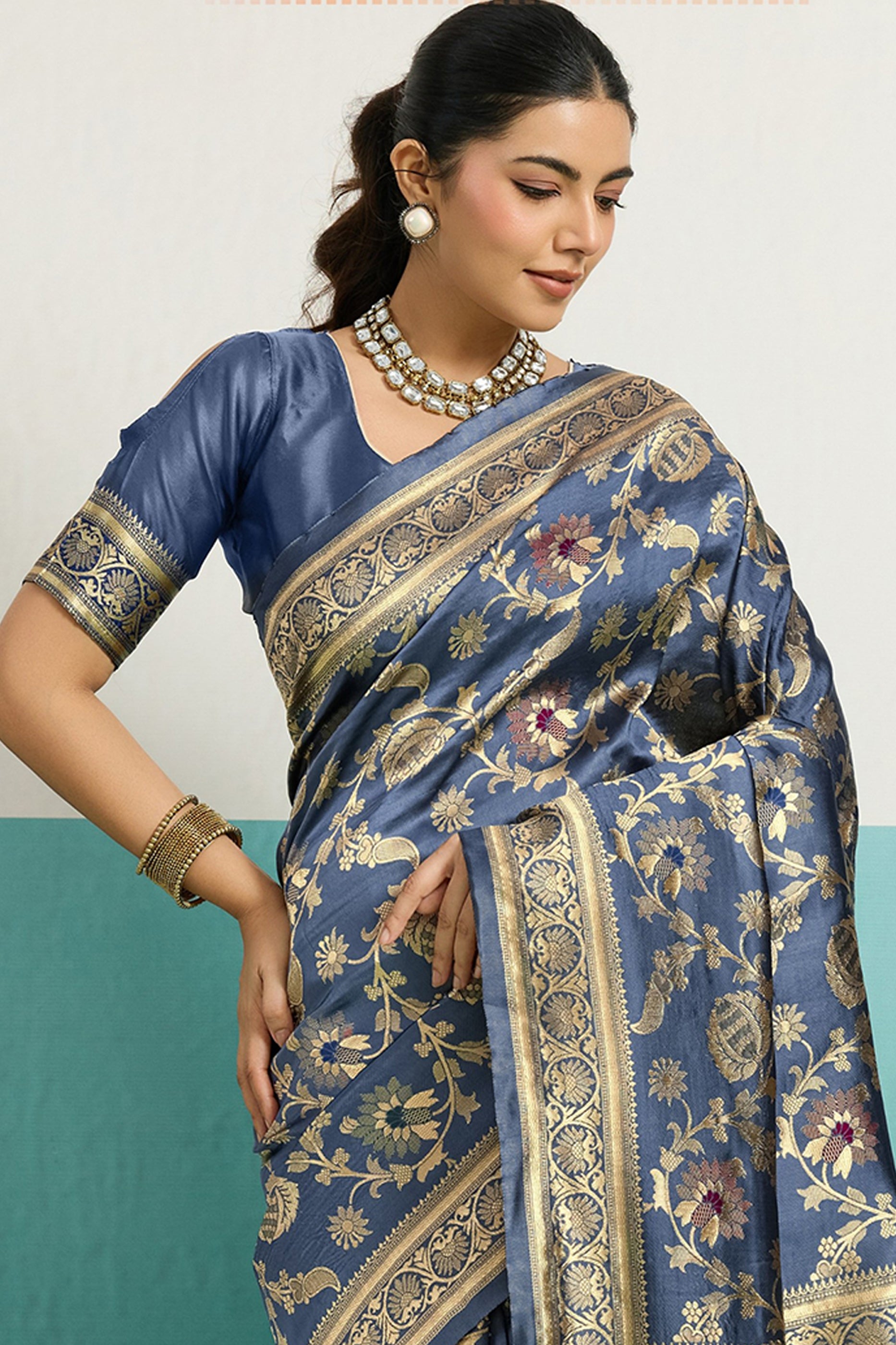 Grey Woven Banarasi Silk Saree-SAR12560_4_SareeButa.com