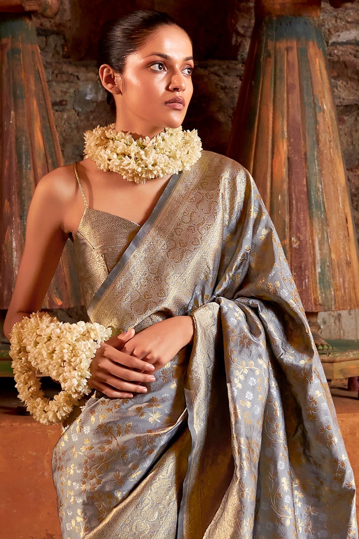 Grey Woven Banarasi Silk Saree-ZB133370_3_SareeButa.com