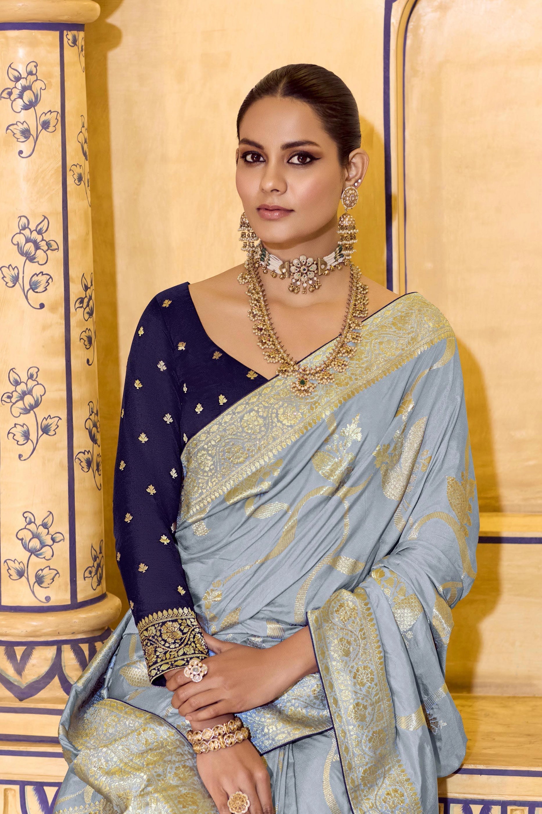 Grey Woven Crepe Silk Saree-SAR11158_2_SareeButa.com