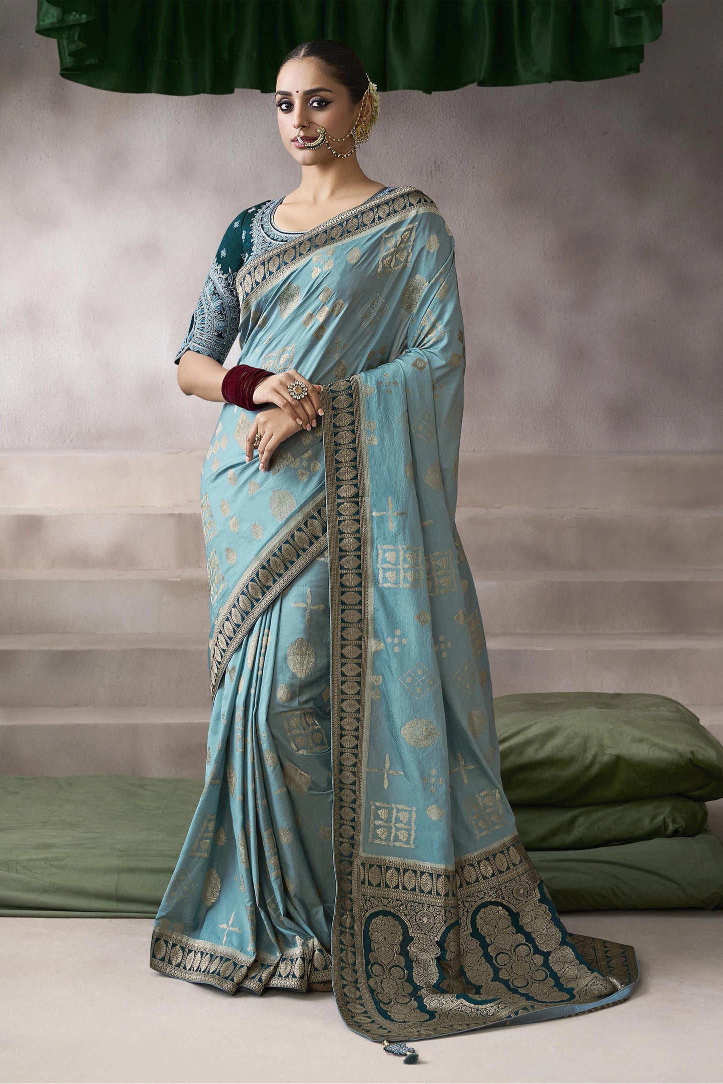 Grey Woven Crepe Silk Saree-SAR11608_1_SareeButa.com