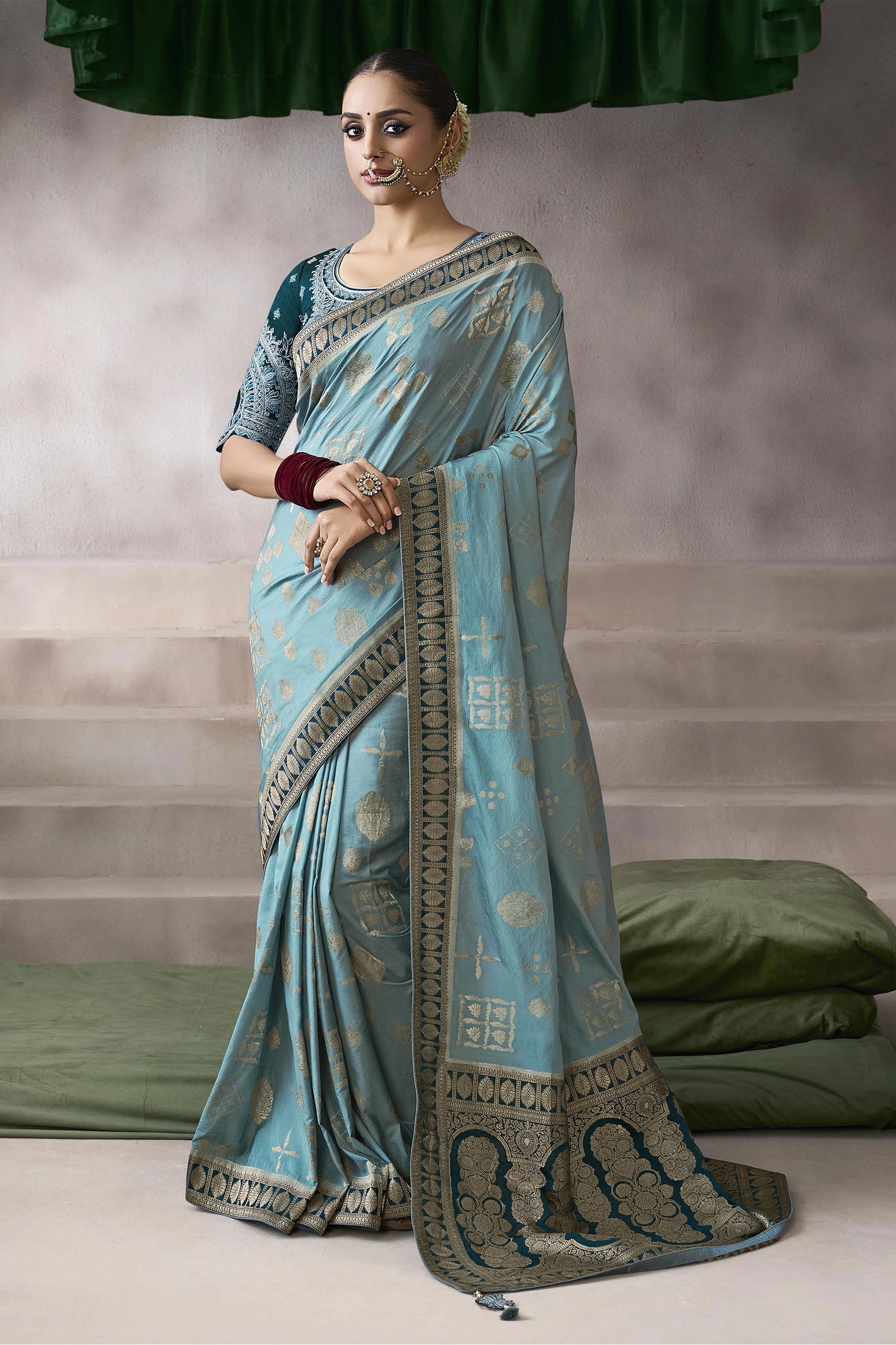 Grey Woven Crepe Silk Saree-SAR11608_1_SareeButa.com