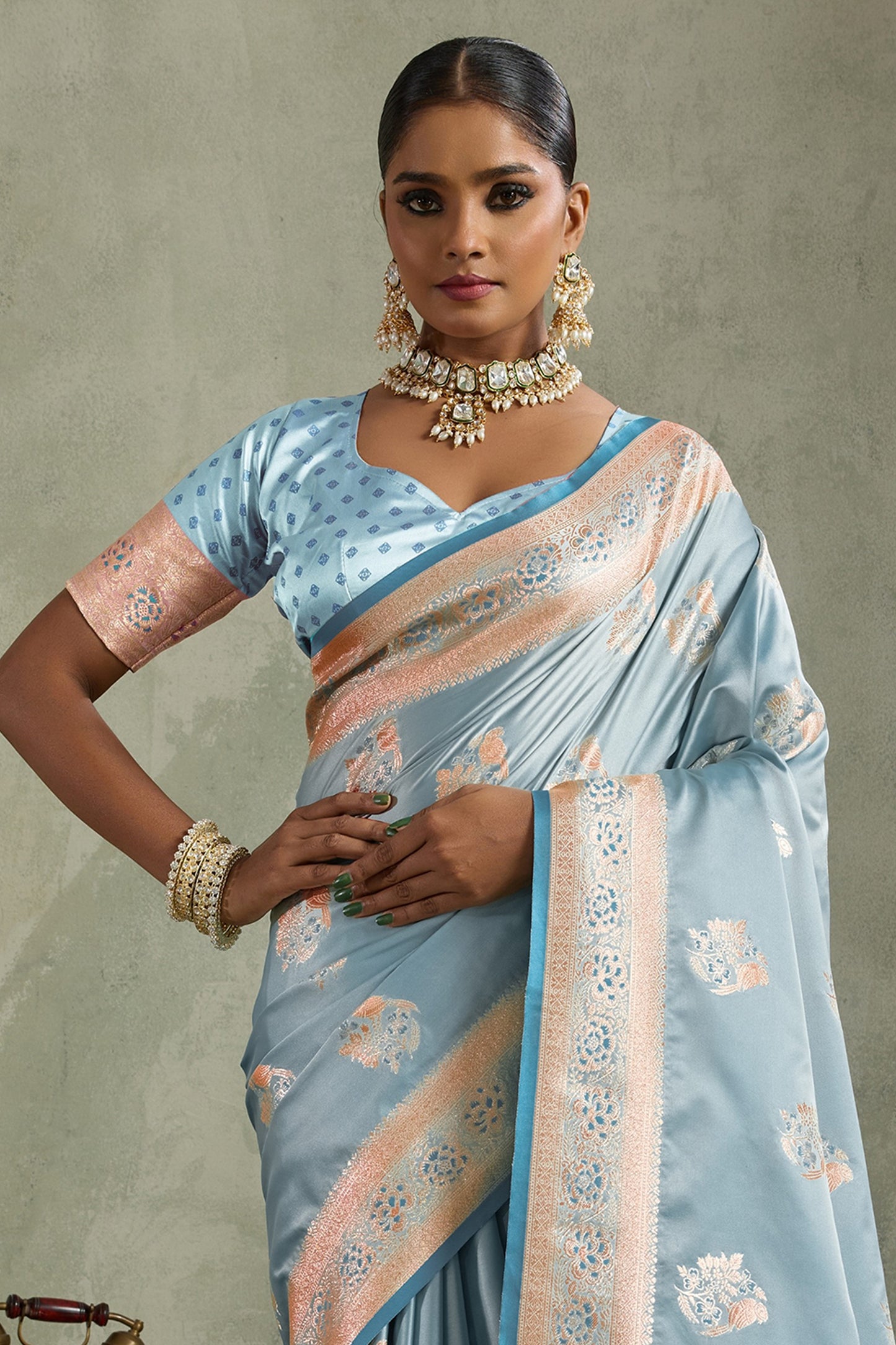 Grey Woven Satin Silk Banarasi Saree-SAR11805_4_SareeButa.com