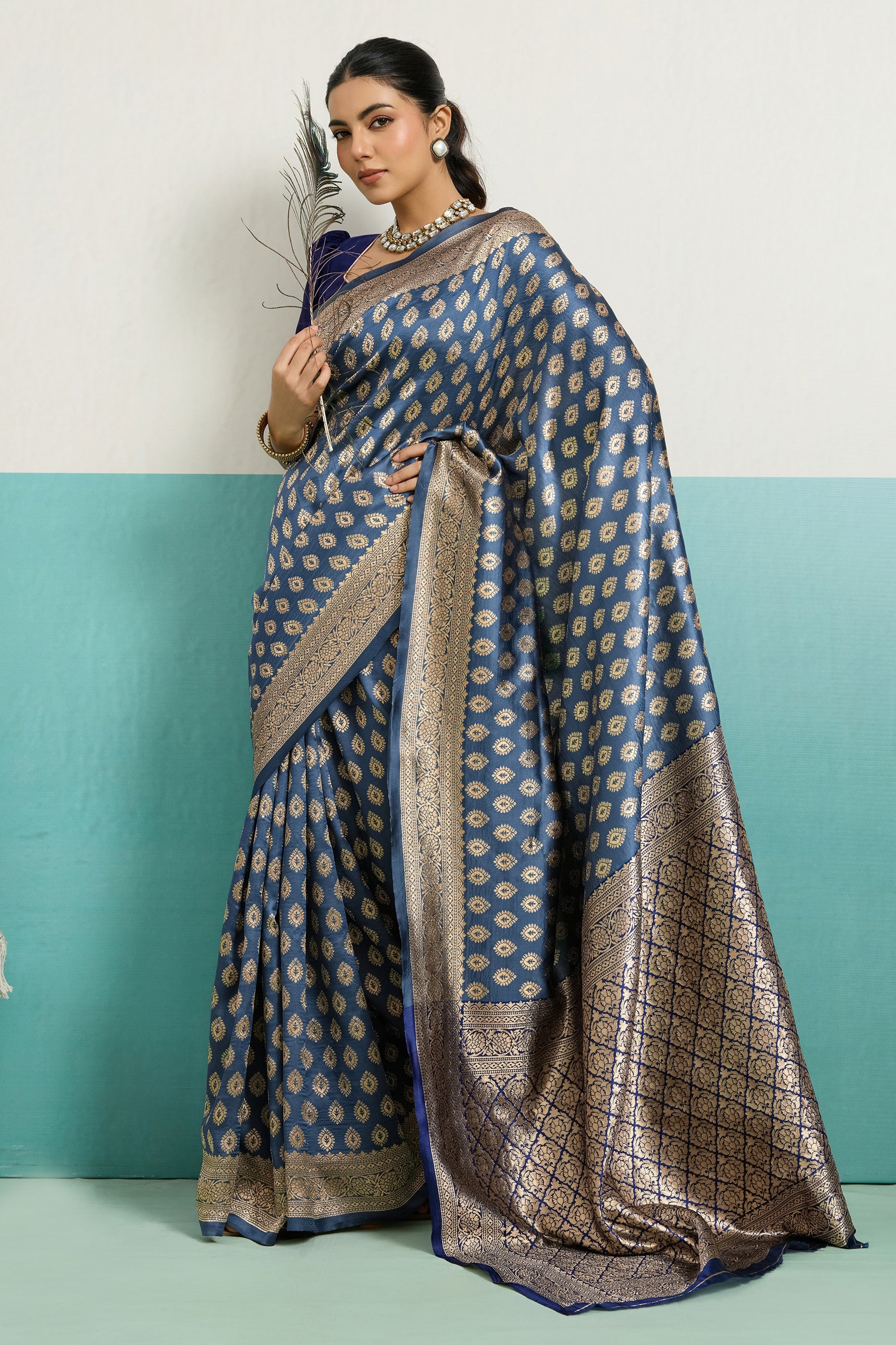 Grey Woven Silk Saree-SAR12511_3_SareeButa.com