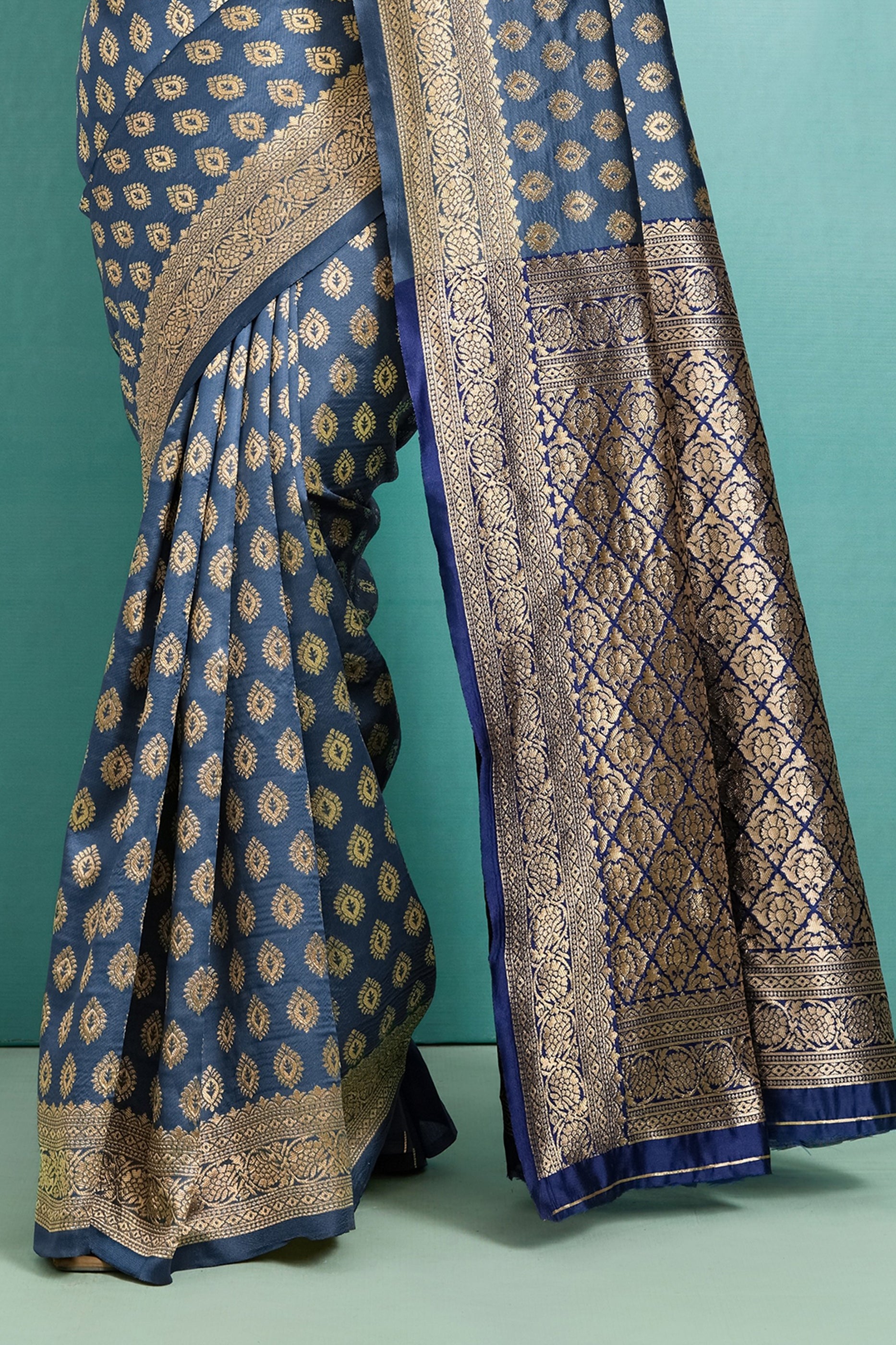Grey Woven Silk Saree-SAR12511_5_SareeButa.com