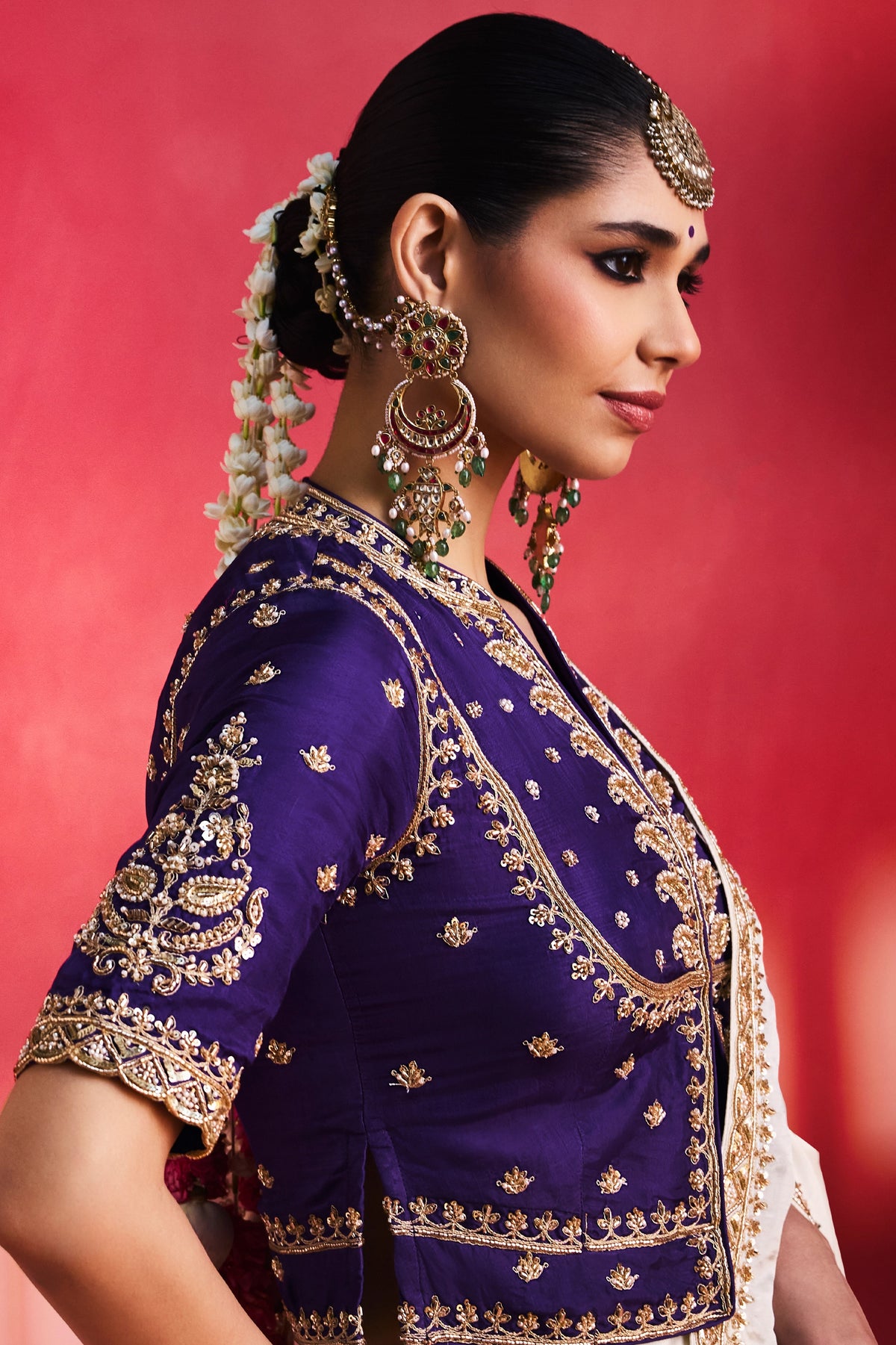 Ivory Embroidered Natural Silk Saree-SAR13300_2_SareeButa.com