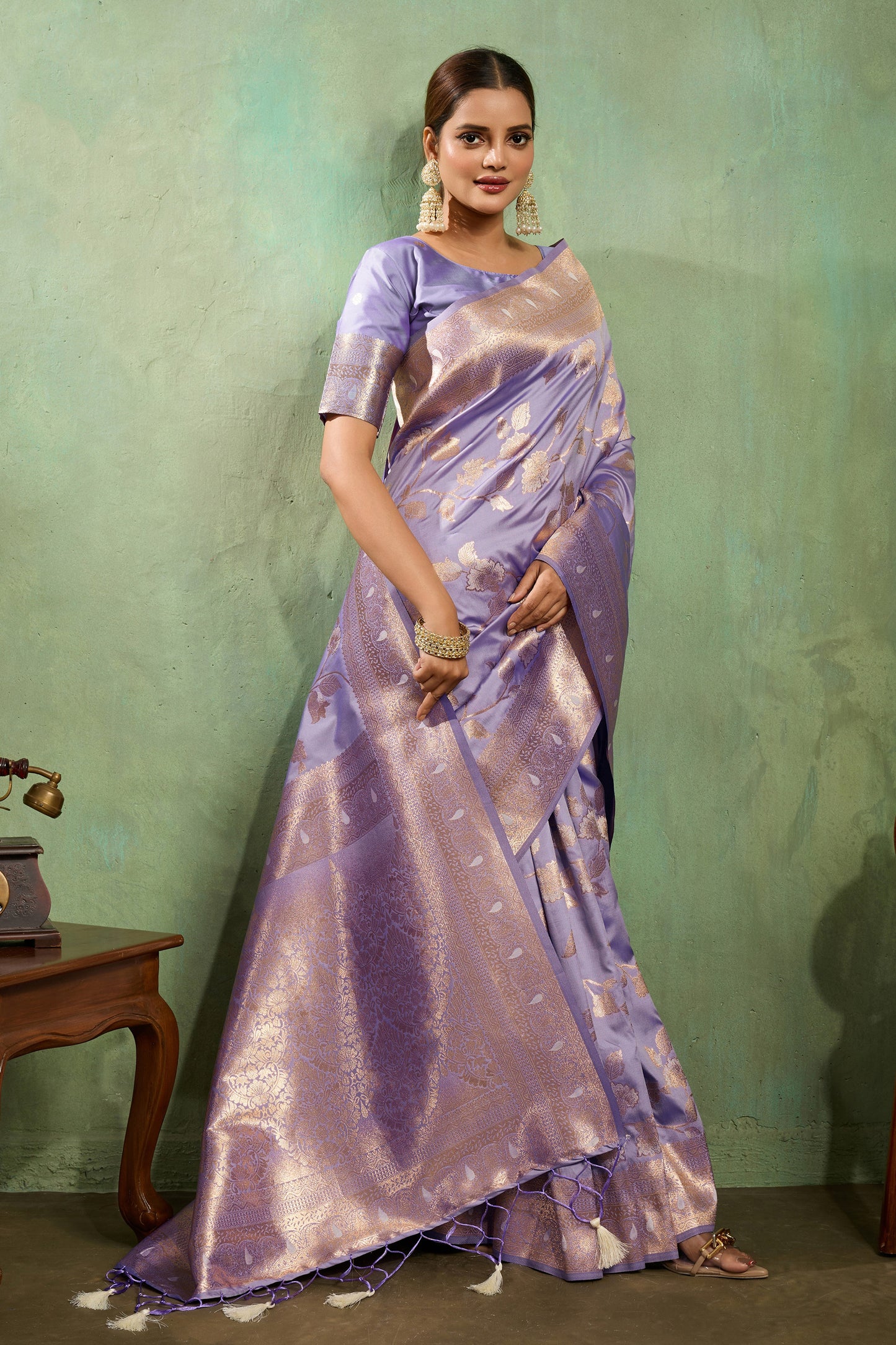 Lavender Woven Banarasi Silk Saree-SAR11794_1_SareeButa.com