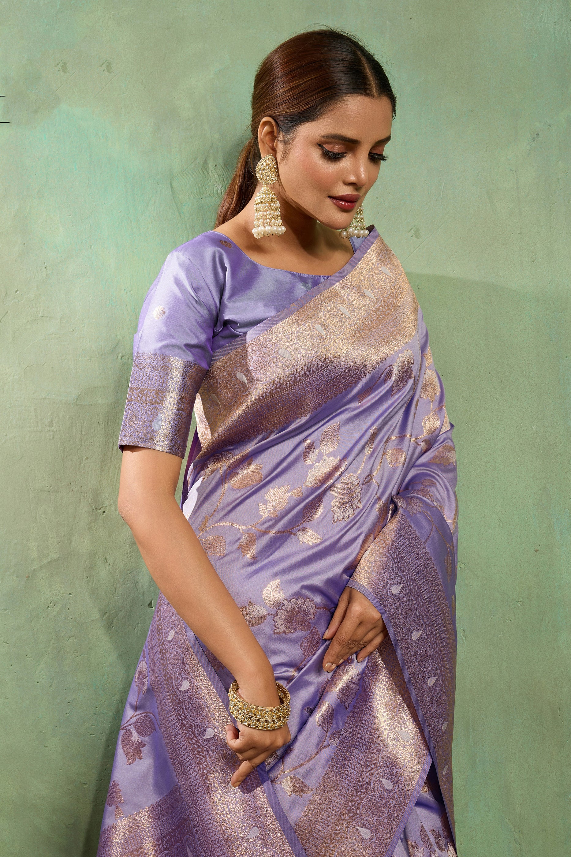 Lavender Woven Banarasi Silk Saree-SAR11794_2_SareeButa.com