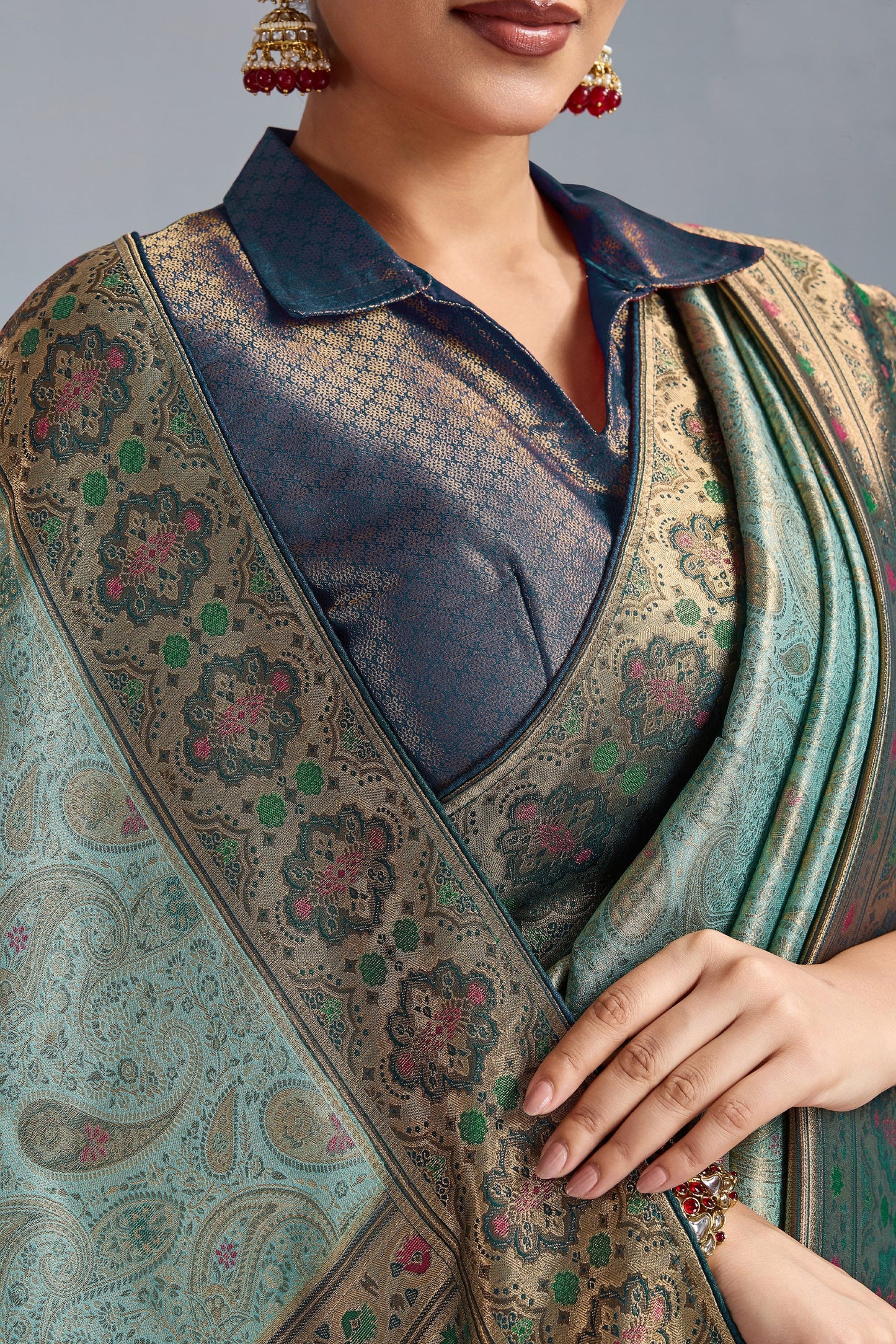 Light Blue Woven Kanjivaram Silk Saree-SAR10283_4_SareeButa.com