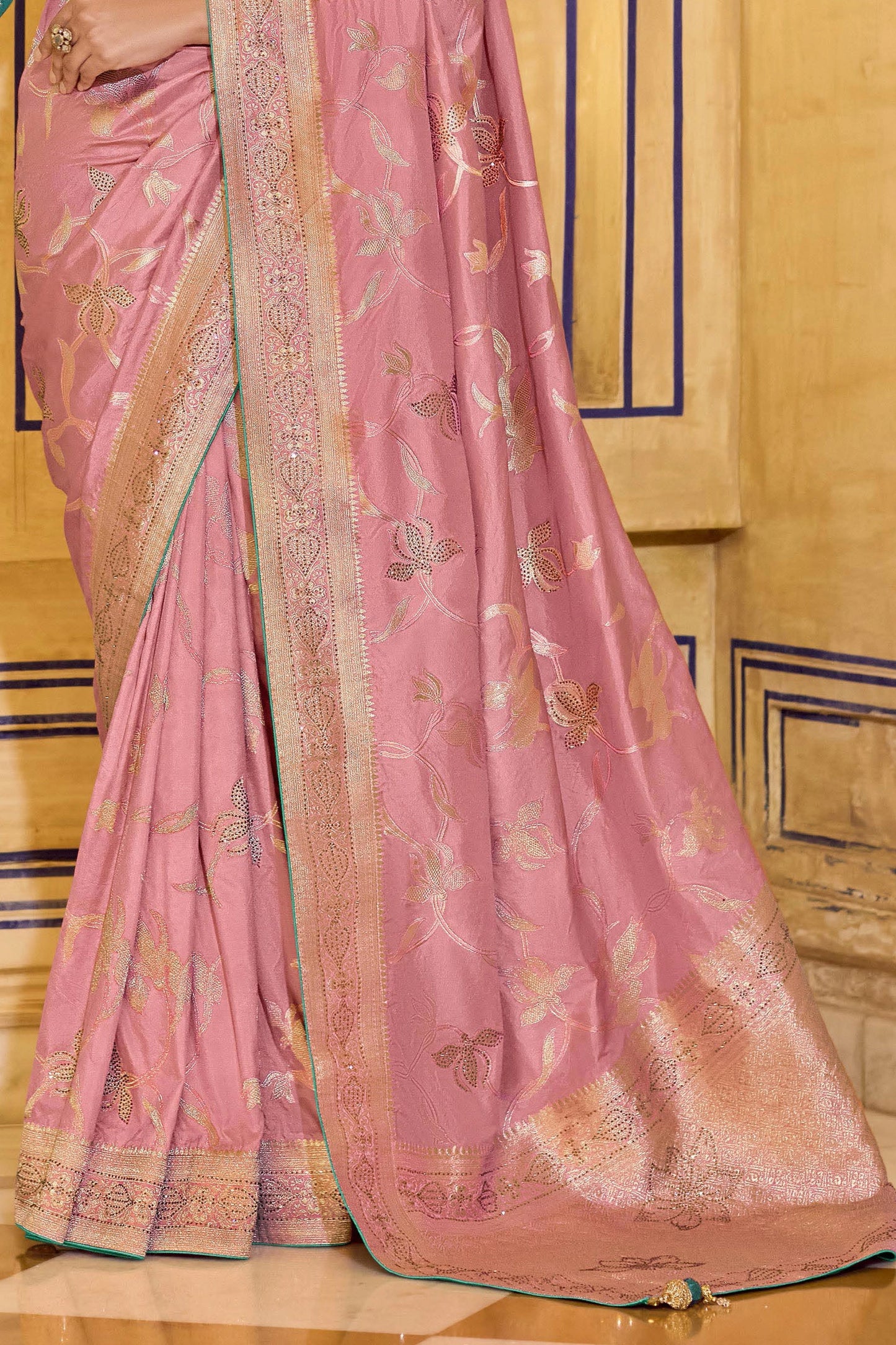 Light Pink Woven Crepe Silk Saree-SAR11168_4_SareeButa.com