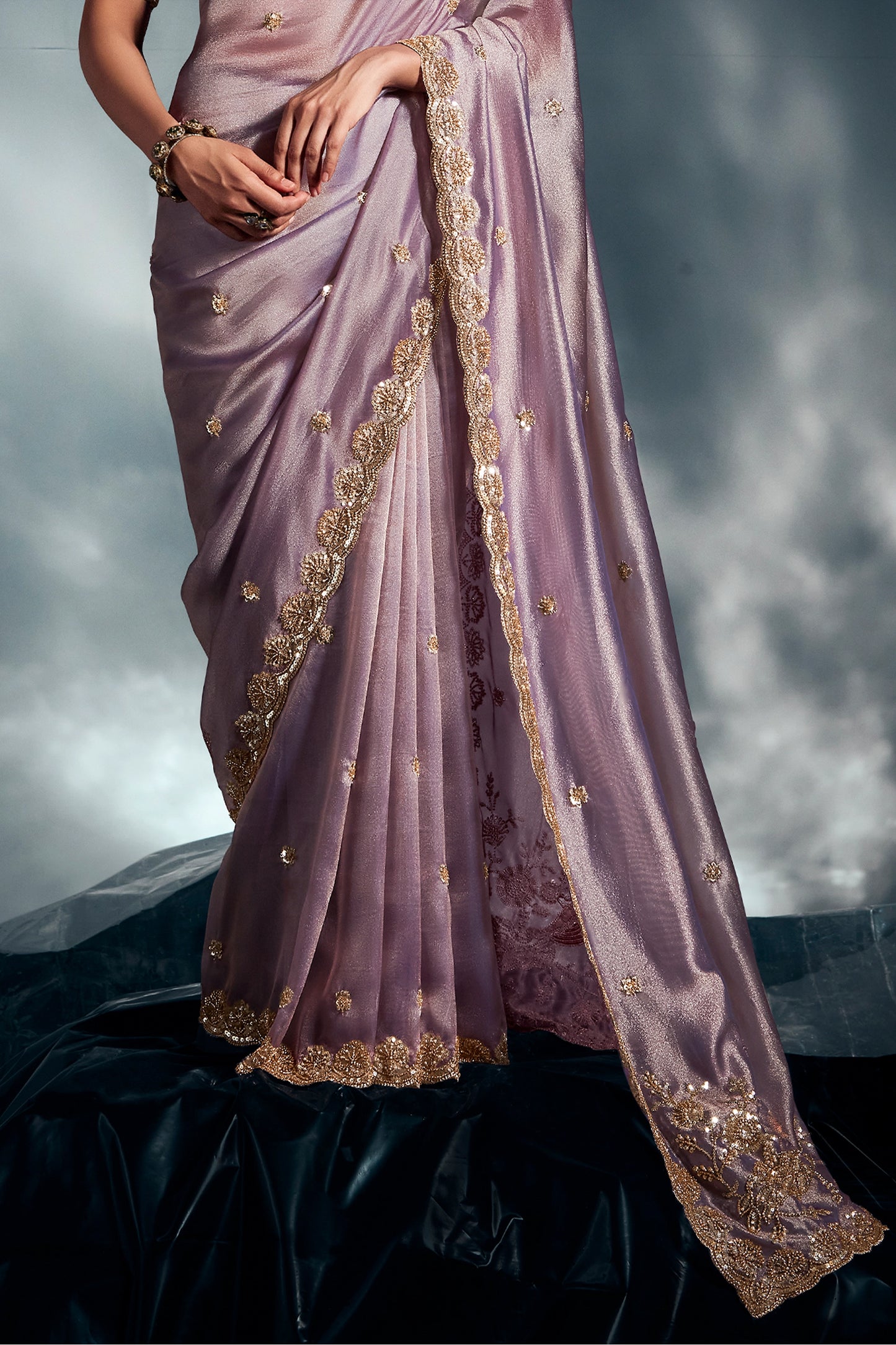 lilac-purple-embroidered-tissue-silk-saree-sar10219_6_Sareebuta.com