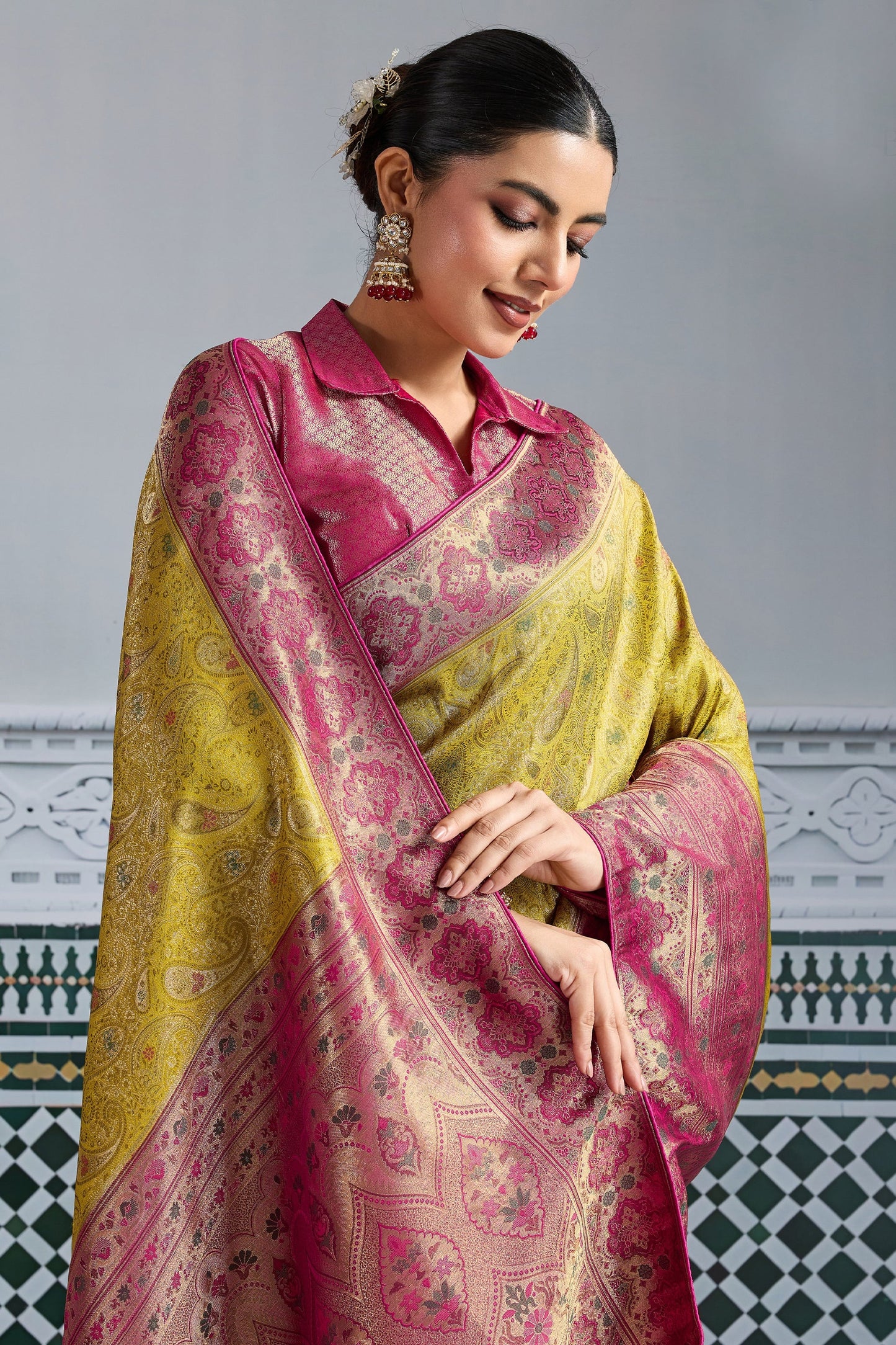 Lime Green Woven Kanjivaram Silk Saree-SAR10284_3_SareeButa.com