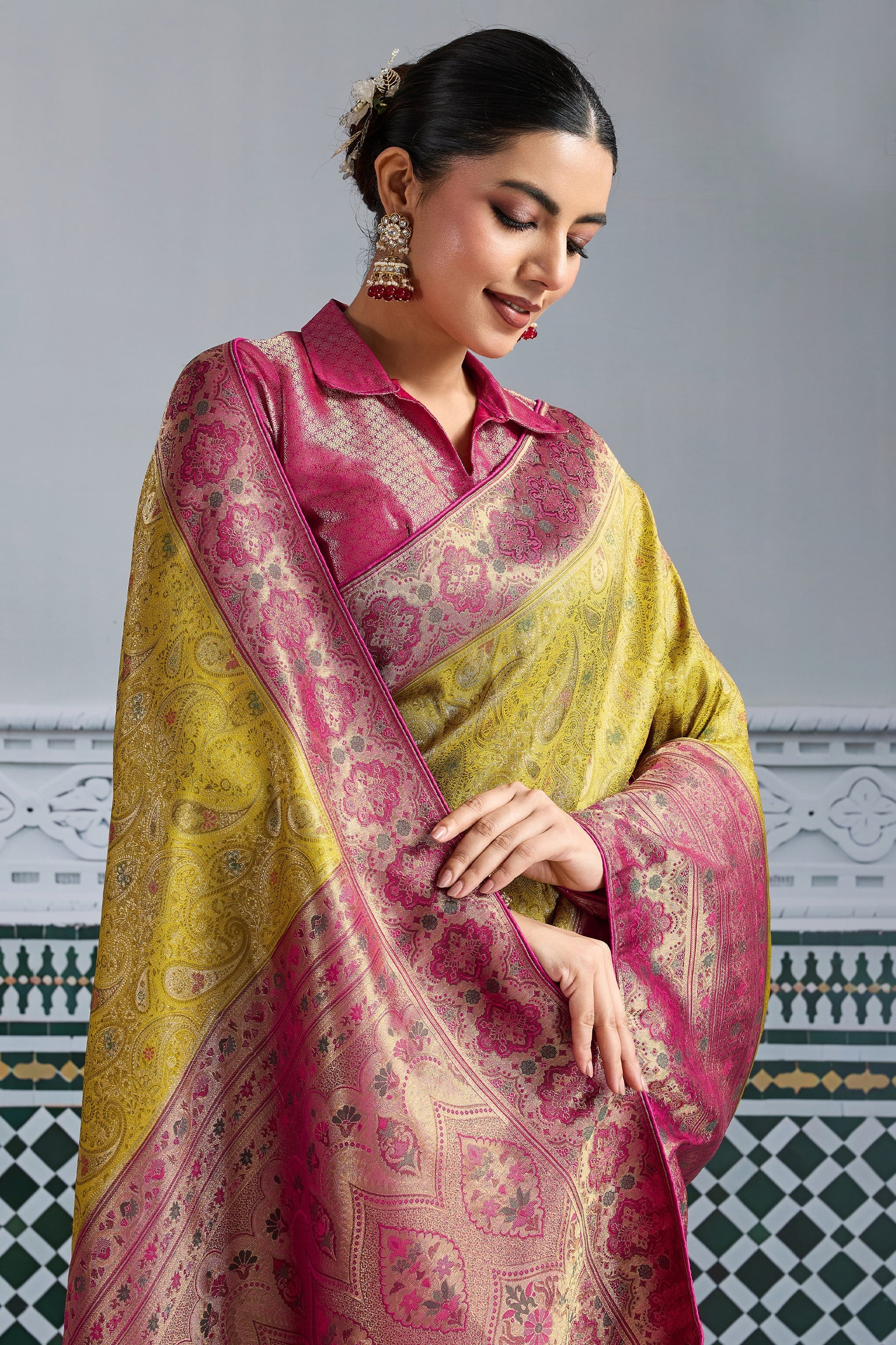 Lime Green Woven Kanjivaram Silk Saree-SAR10284_3_SareeButa.com