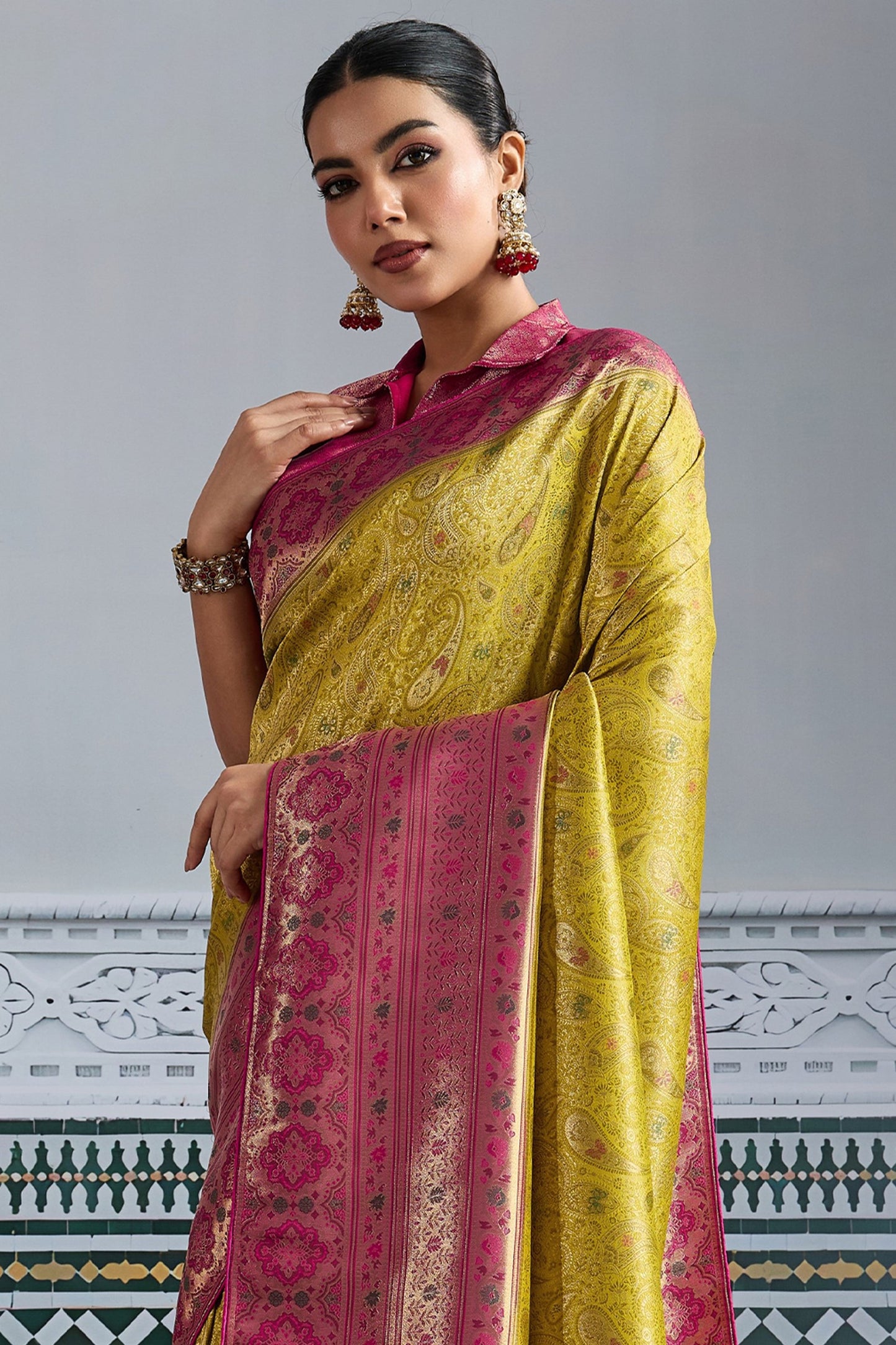 Lime Green Woven Kanjivaram Silk Saree-SAR10284_4_SareeButa.com