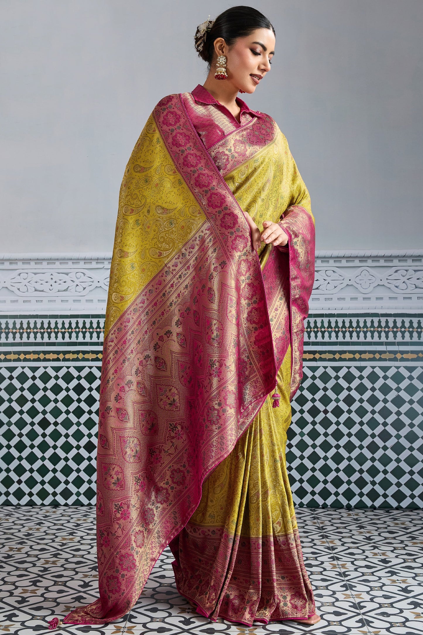 Lime Green Woven Kanjivaram Silk Saree-SAR10284_5_SareeButa.com