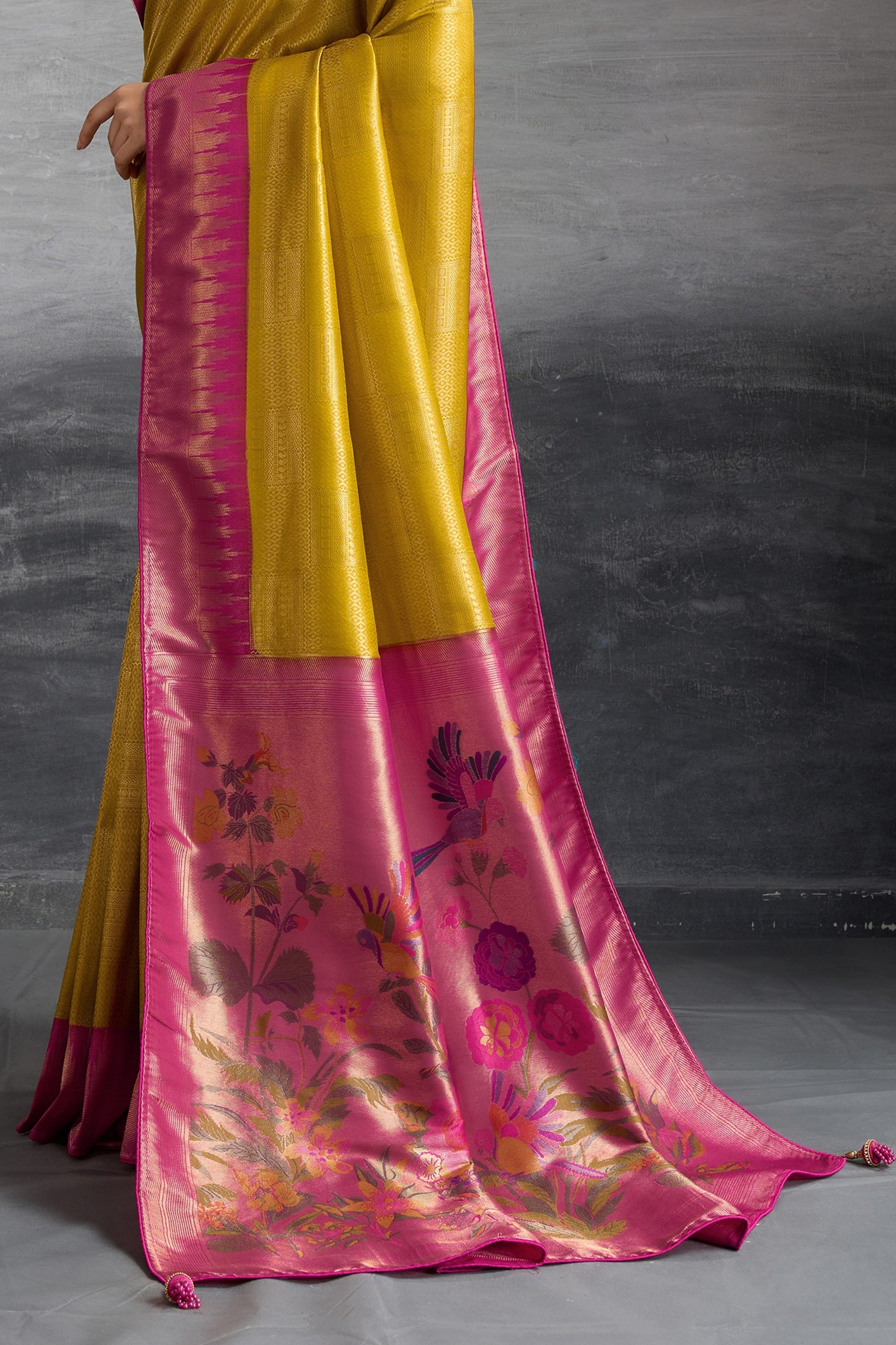 Lime Green Woven Kanjivaram Silk Saree-SAR10289_5_SareeButa.com
