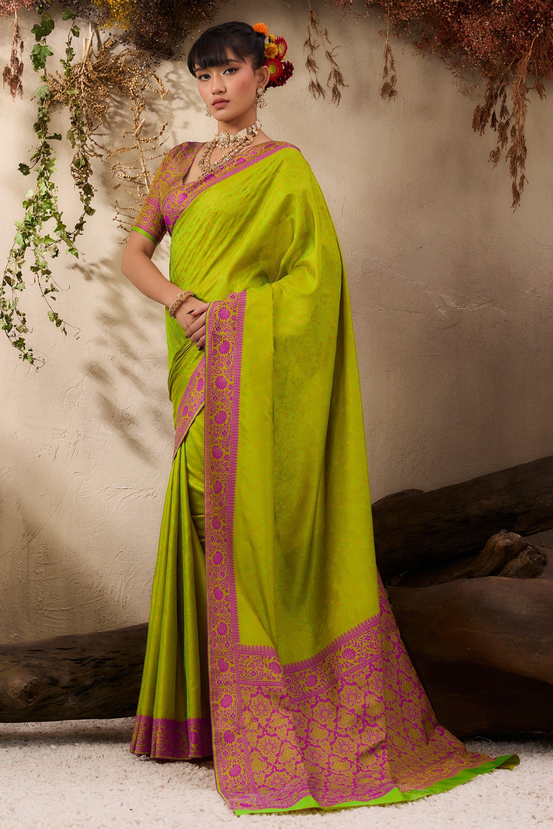Lime Green Woven Kanjivaram Silk Saree-SAR11181_4_SareeButa.com