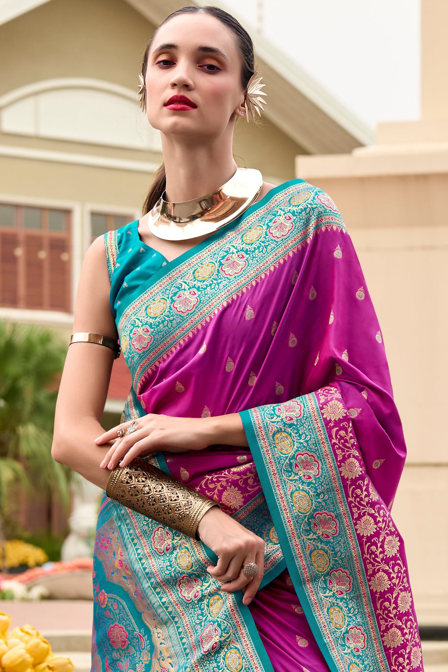 Magenta Woven Banarasi Saree-ZB134700_3_SareeButa.com