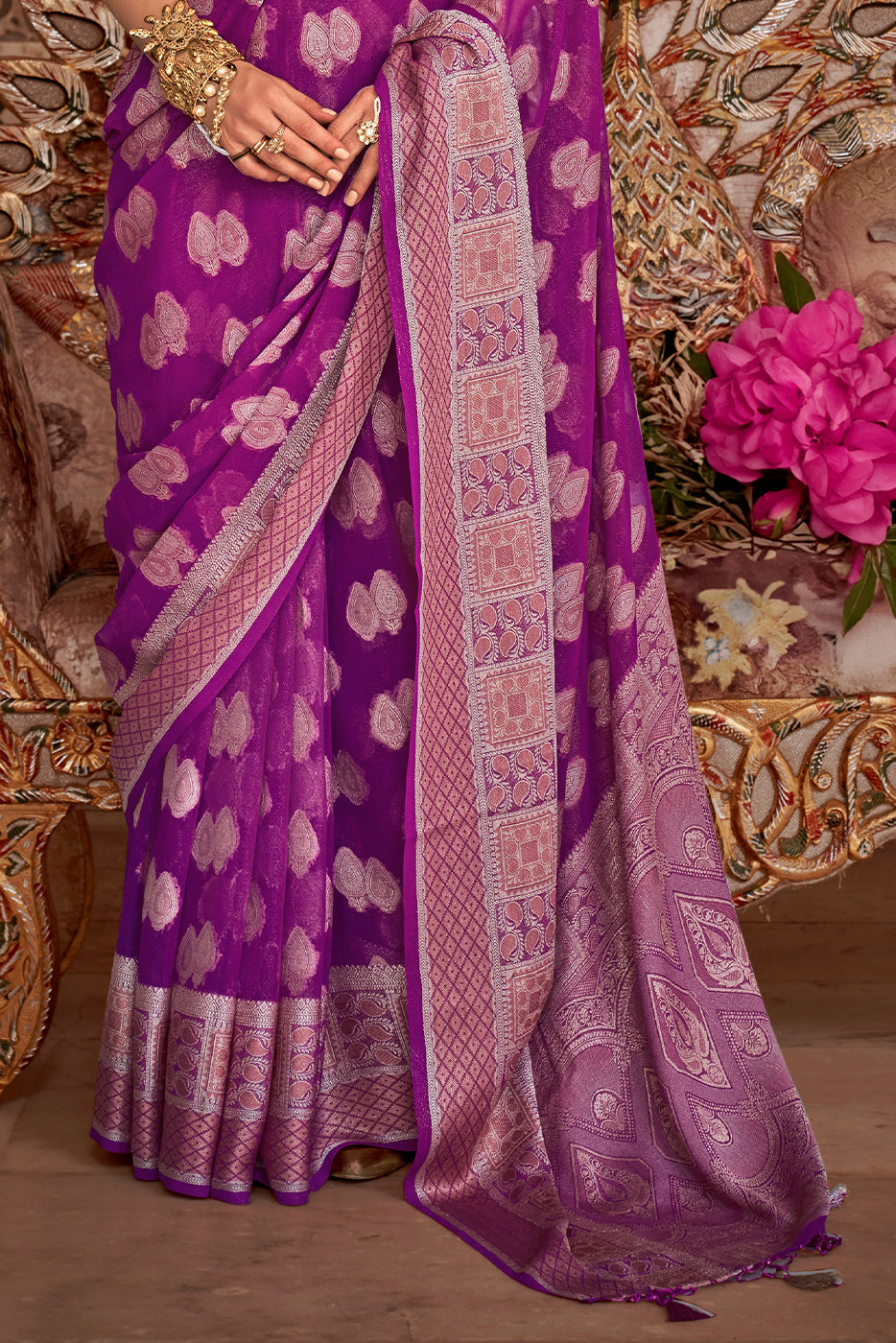 Magenta Woven Georgette Saree-ZB133507_4_SareeButa.com