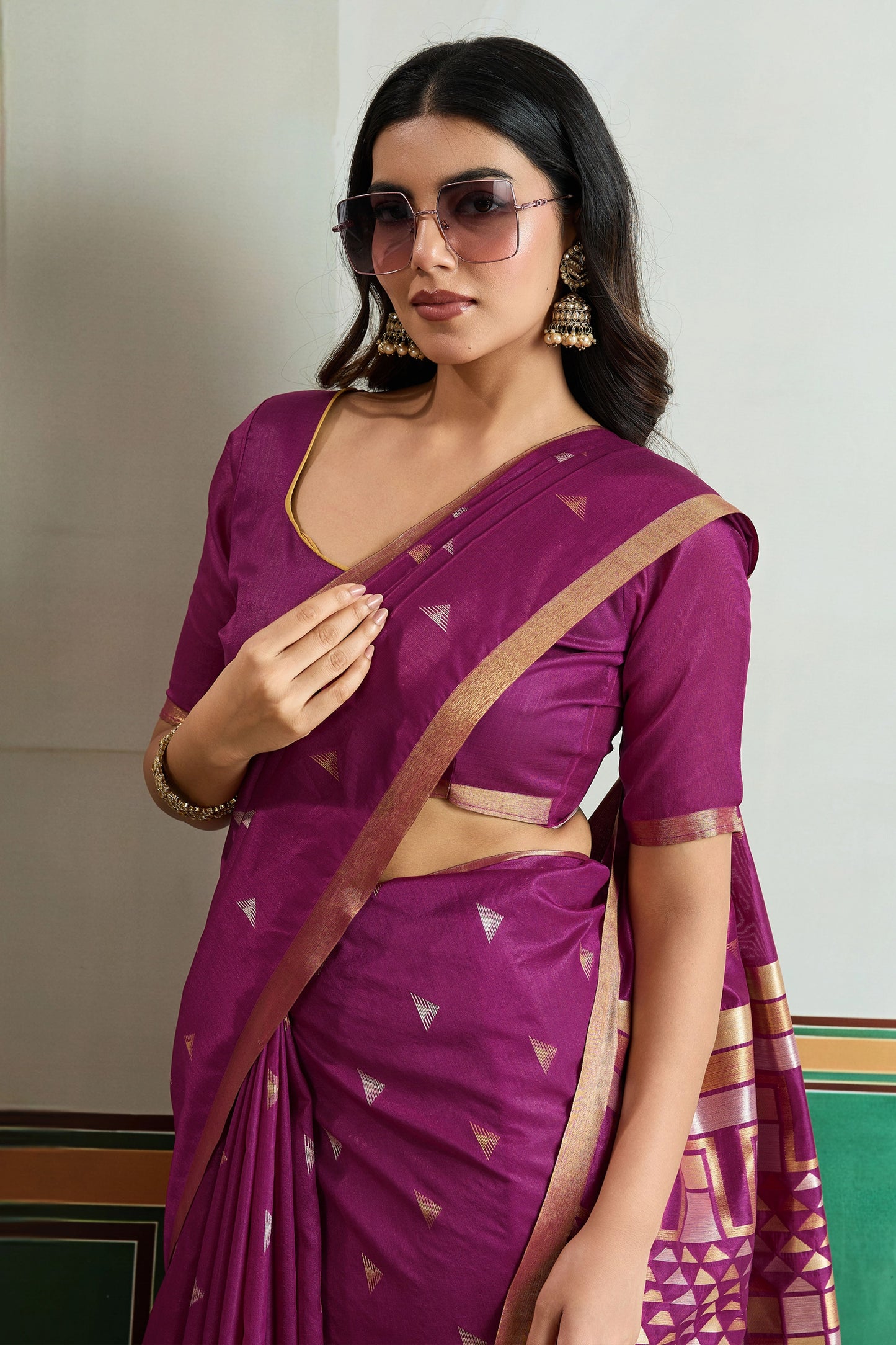 Magenta Woven Silk Saree-SAR12403_2_SareeButa.com