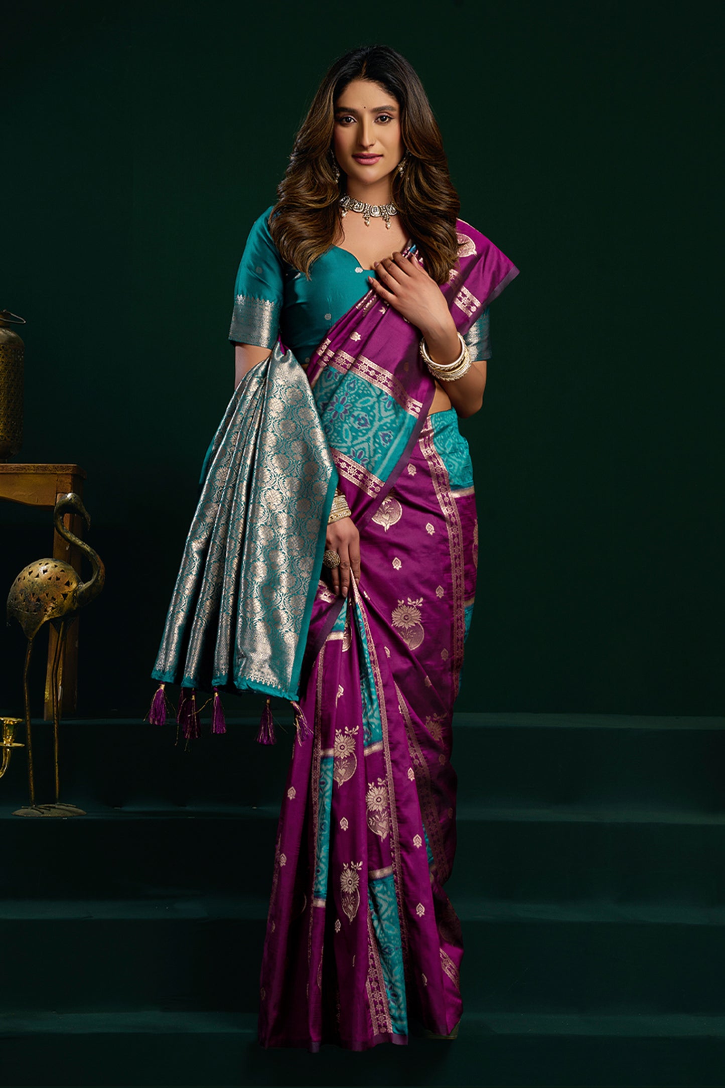 Magenta Woven Silk Saree-SAR12704_3_SareeButa.com