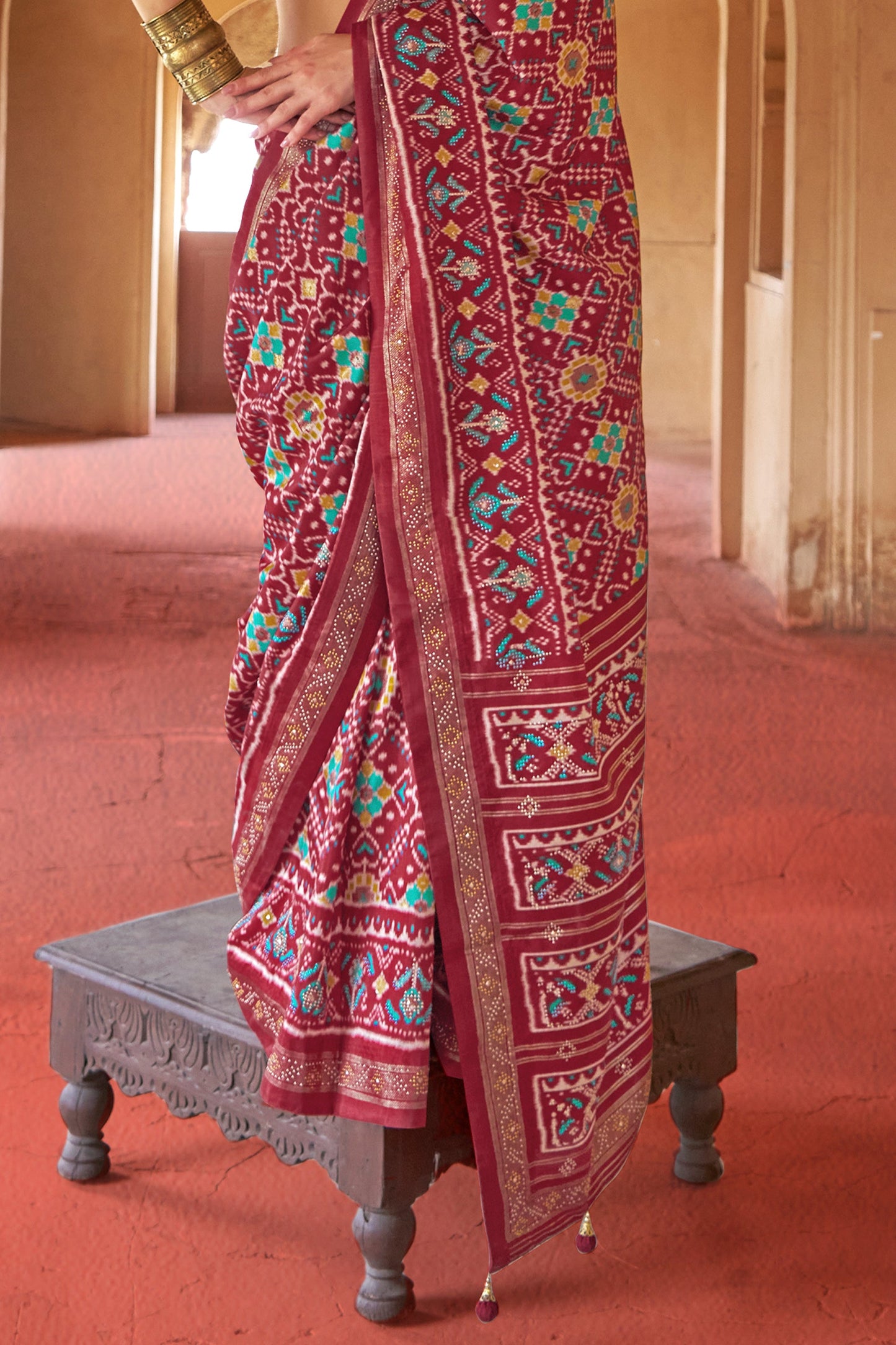 Maroon Printed Viscose Silk Patola Saree-SAR10194_4_SareeButa.com