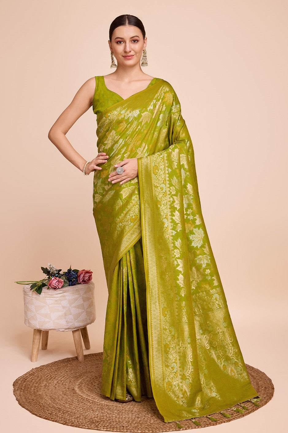 mehendi-green-woven-silk-saree-zb131442_1_SareeButa.com