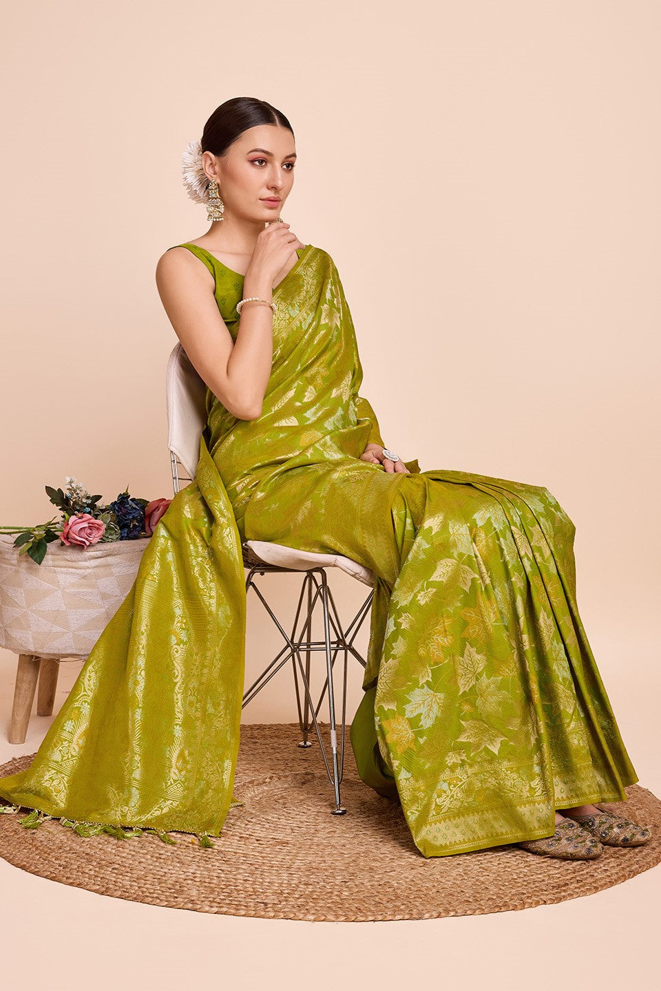 mehendi-green-woven-silk-saree-zb131442_4_SareeButa.com