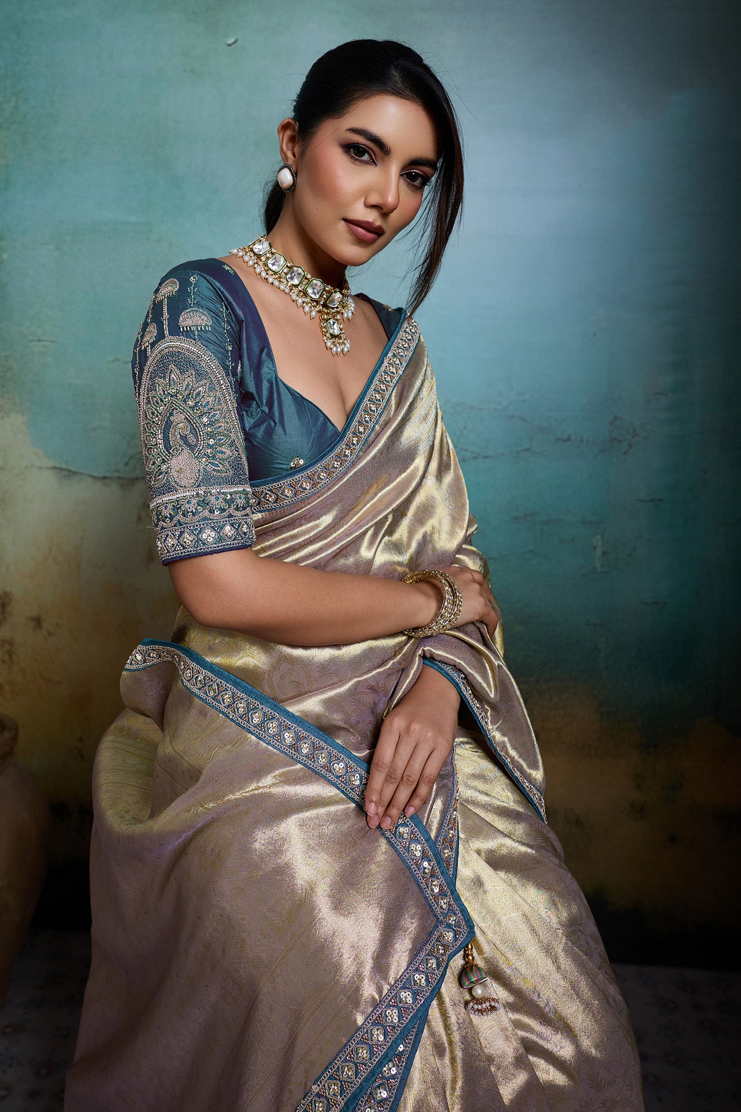 Metalic Grey Woven Tissue Banarasi Saree-SAR12819_3_SareeButa.com
