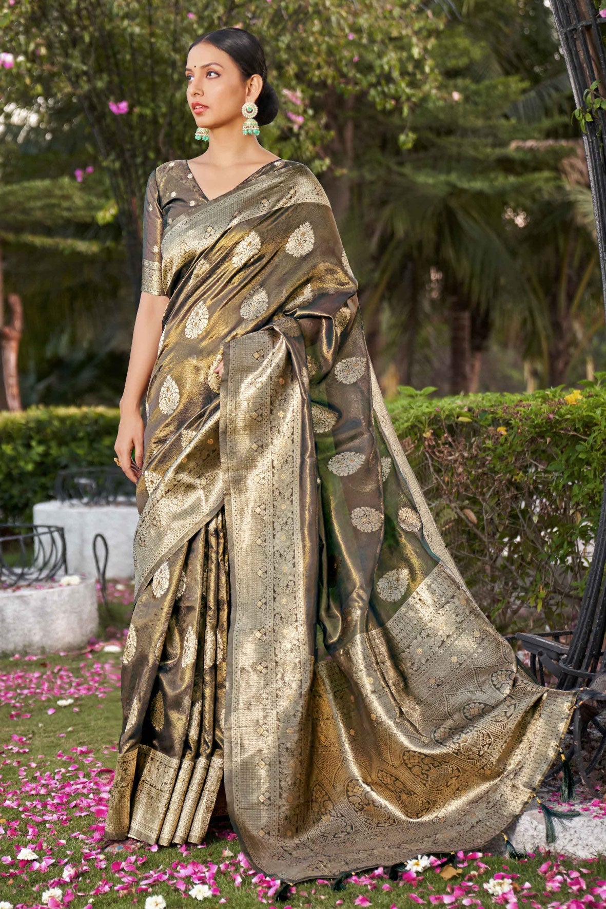 Buy Metallic Silk Saree zb131921 | Saree Buta