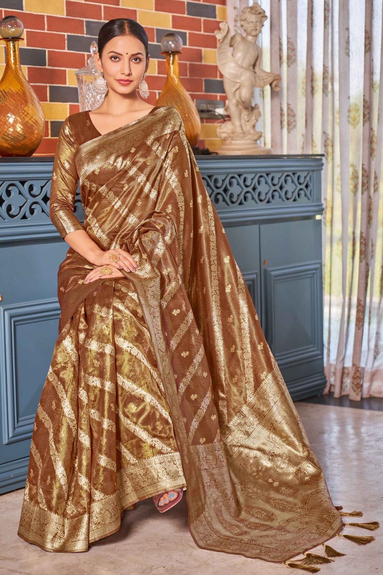 metallic-shimmer-silk-saree-zb131926_2_SareeButa.com