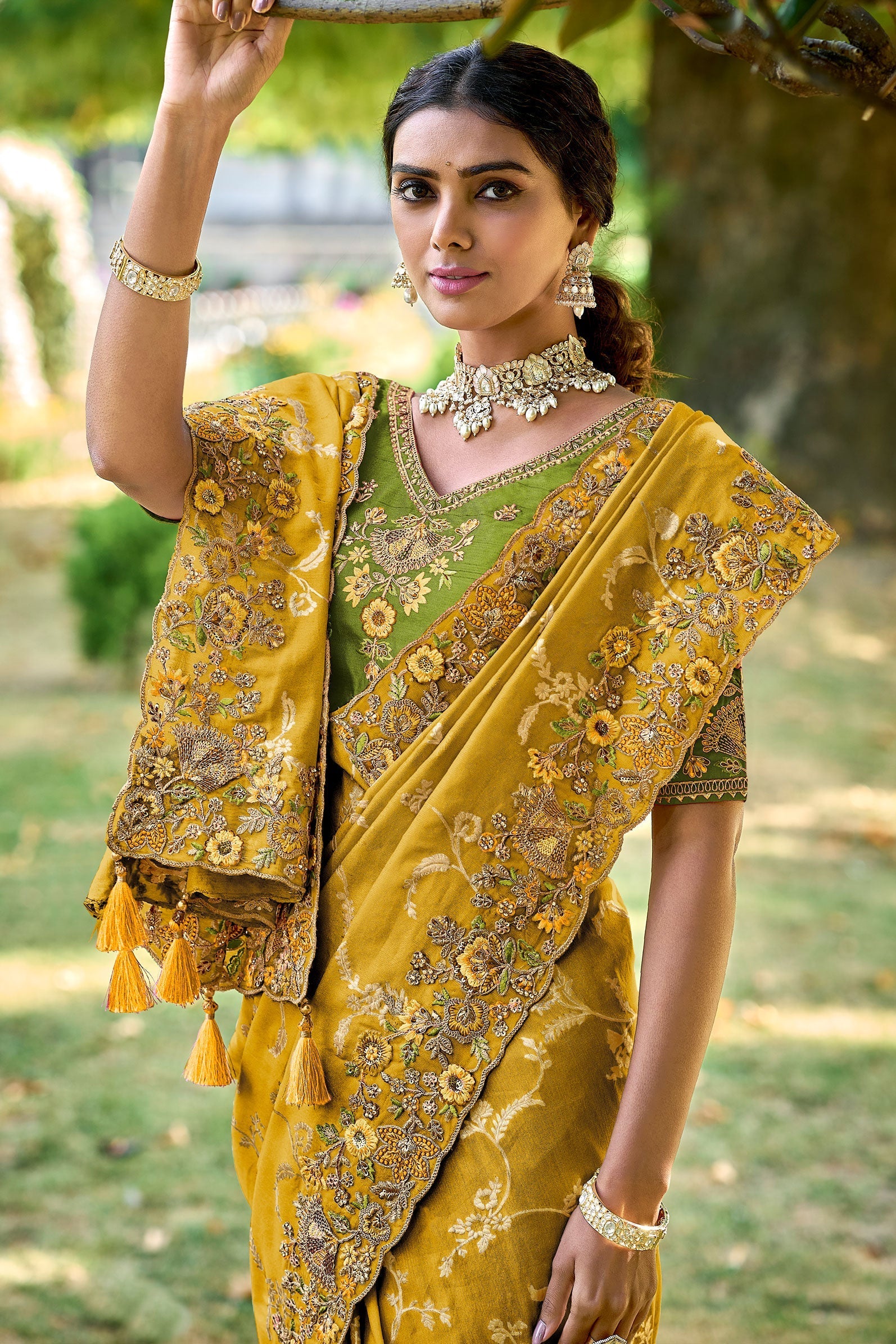 mustard-yellow-embroidered-banarasi-saree-zb131858_2_SareeButa.com