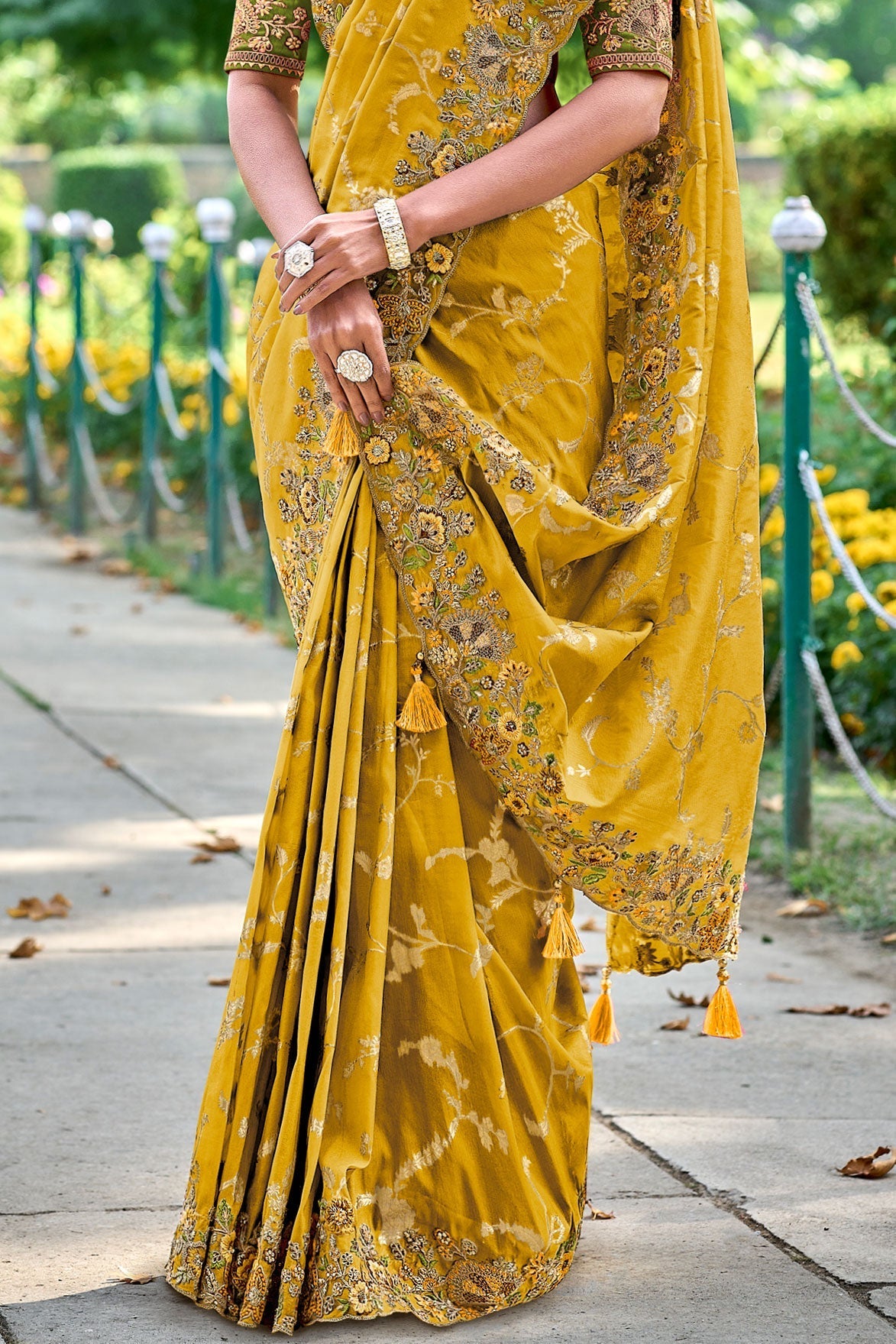 mustard-yellow-embroidered-banarasi-saree-zb131858_3_SareeButa.com