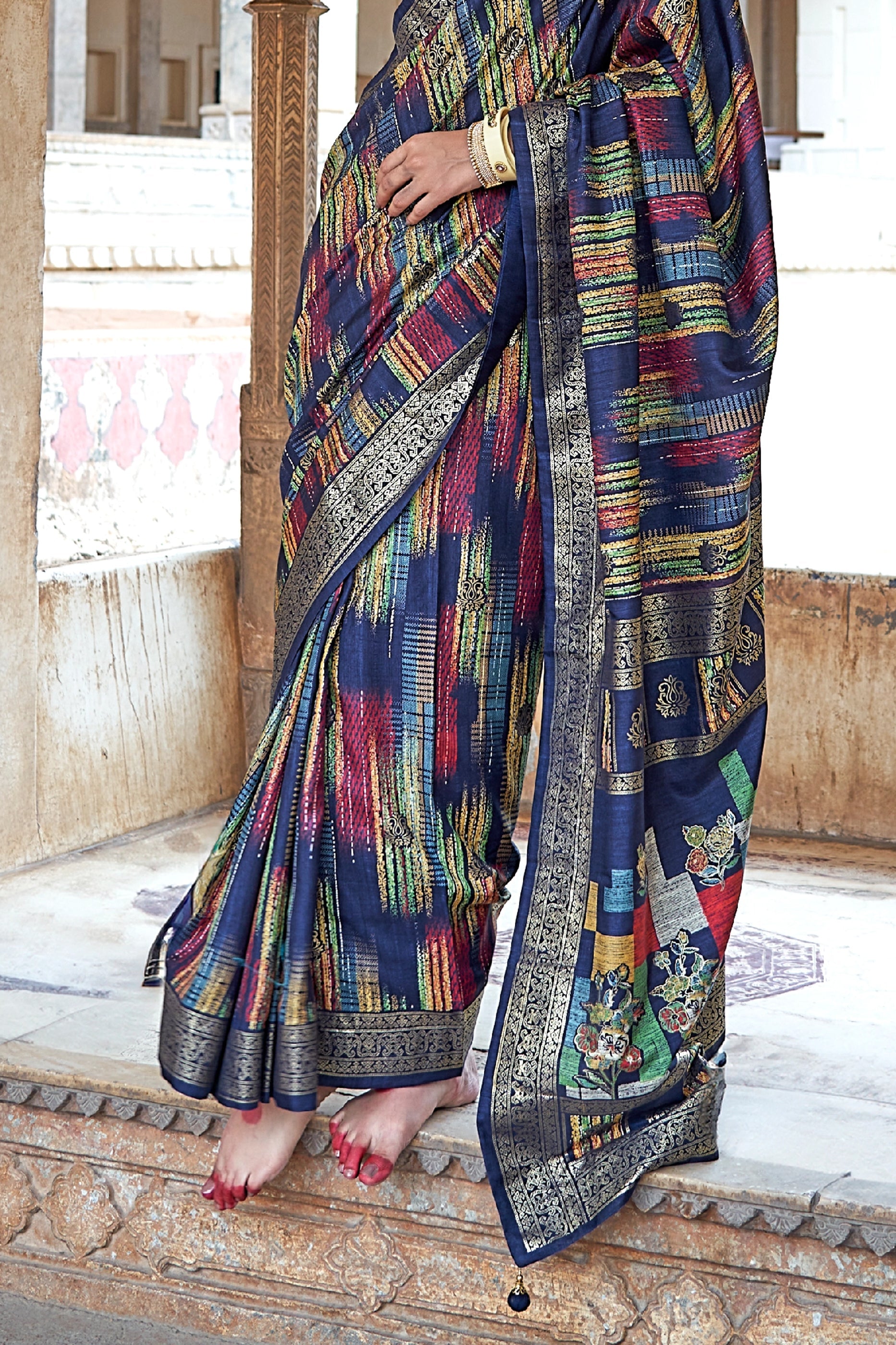 Navy Blue Printed Patola Silk Saree-SAR11305_4_SareeButa.com
