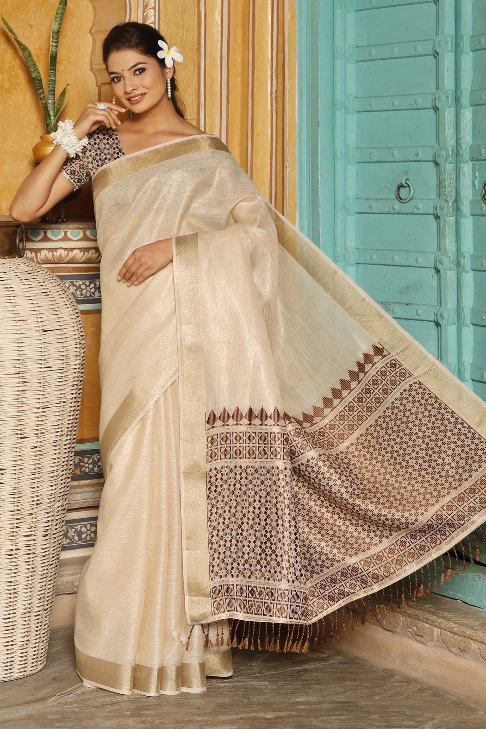 Off White And Brown Woven Linen Saree-SAR10627_3_SareeButa.com