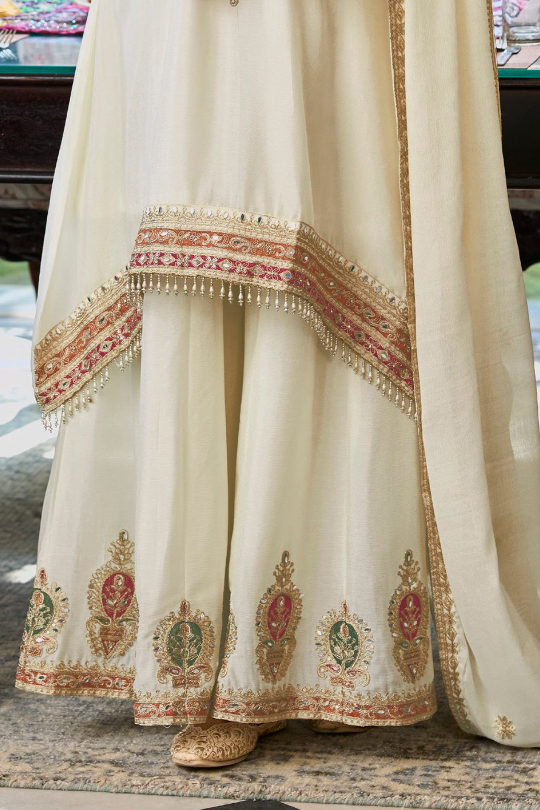 Off White Readymade Embroidered Chinon Suit-SAR12004_5_SareeButa.com