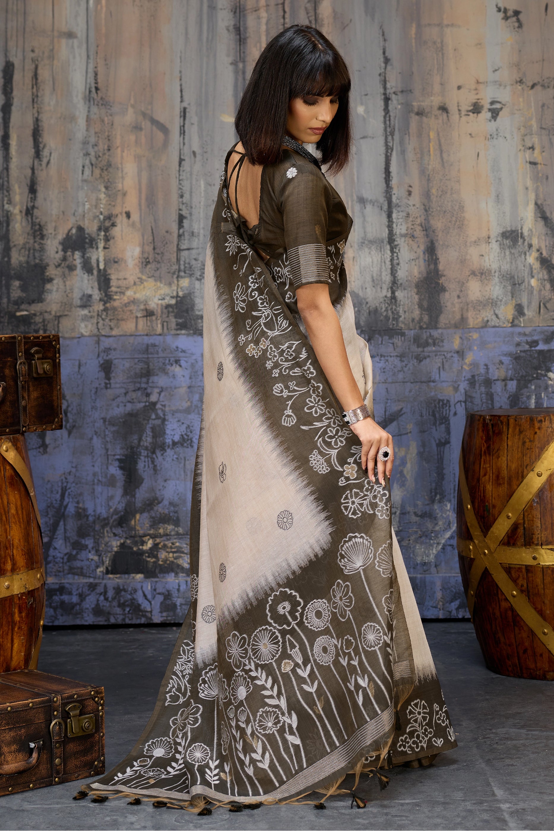 Off White Woven Munga Cotton Saree-SAR11882_4_SareeButa.com