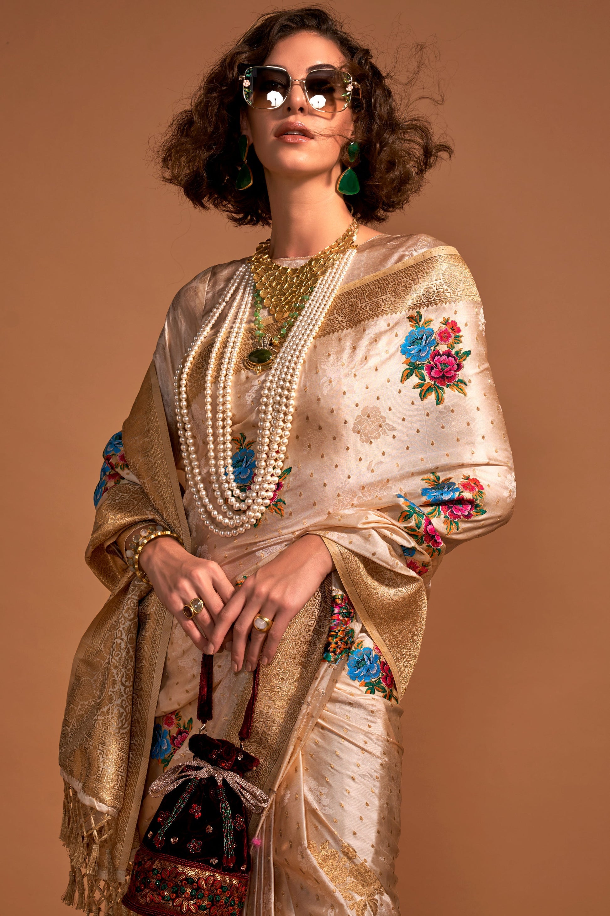 off-white-woven-satin-silk-saree-zb132663_2_SareeButa.com