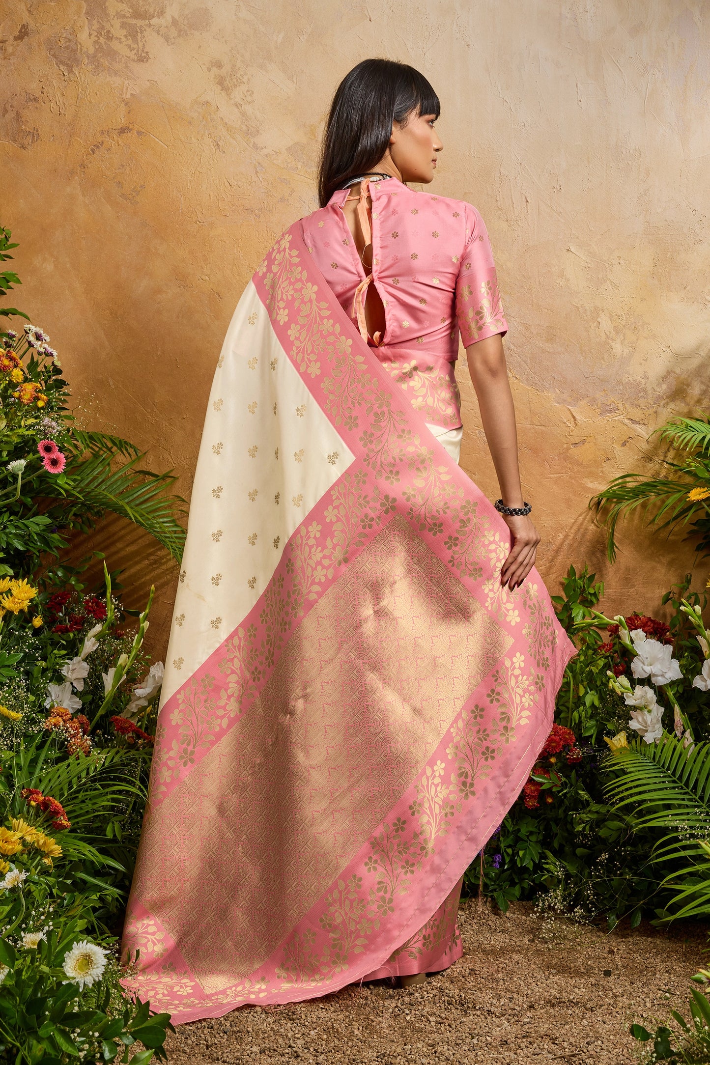 Off White Woven Silk Saree-SAR12319_3_SareeButa.com