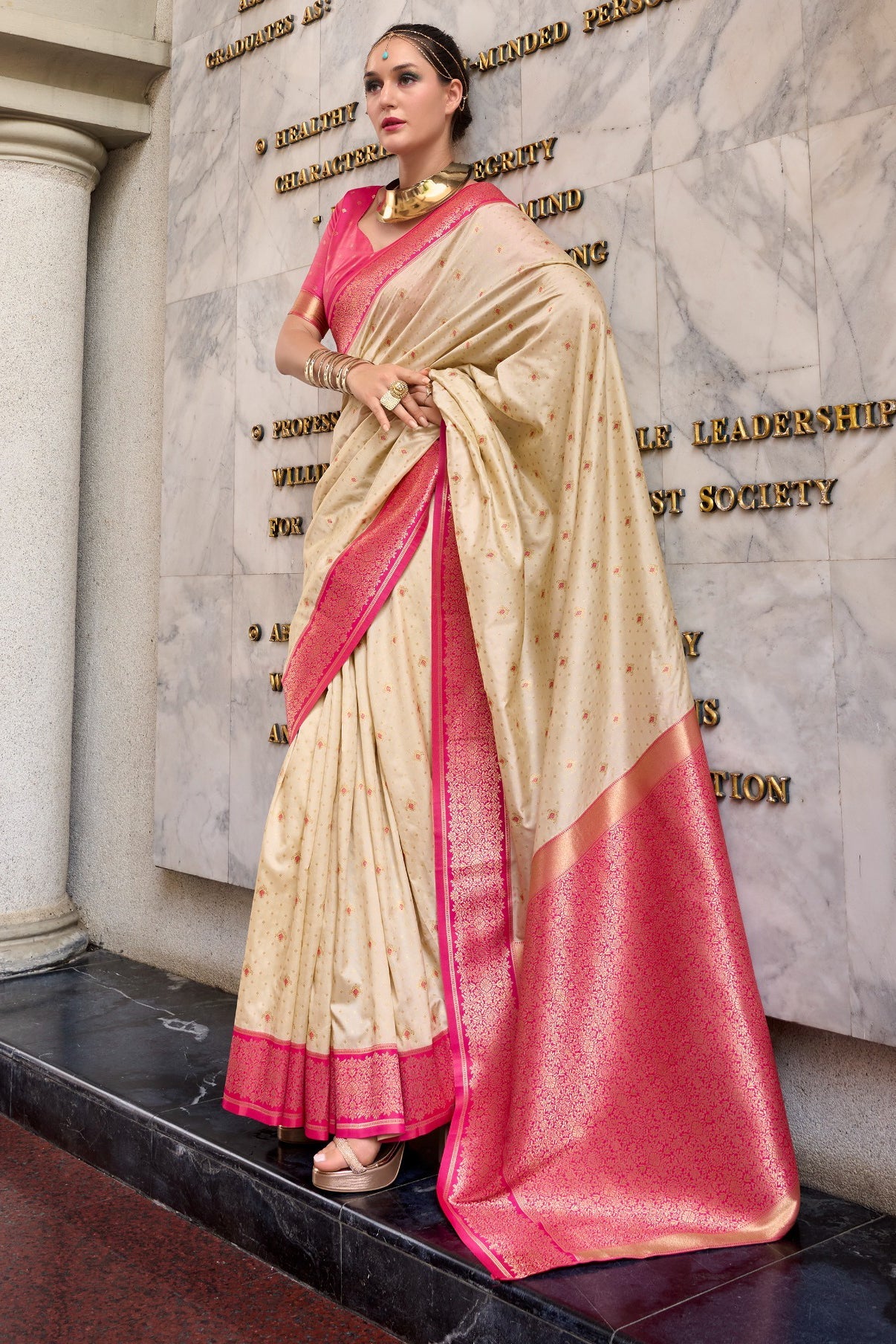 Off White Woven Silk Saree-ZB134729_1_SareeButa.com