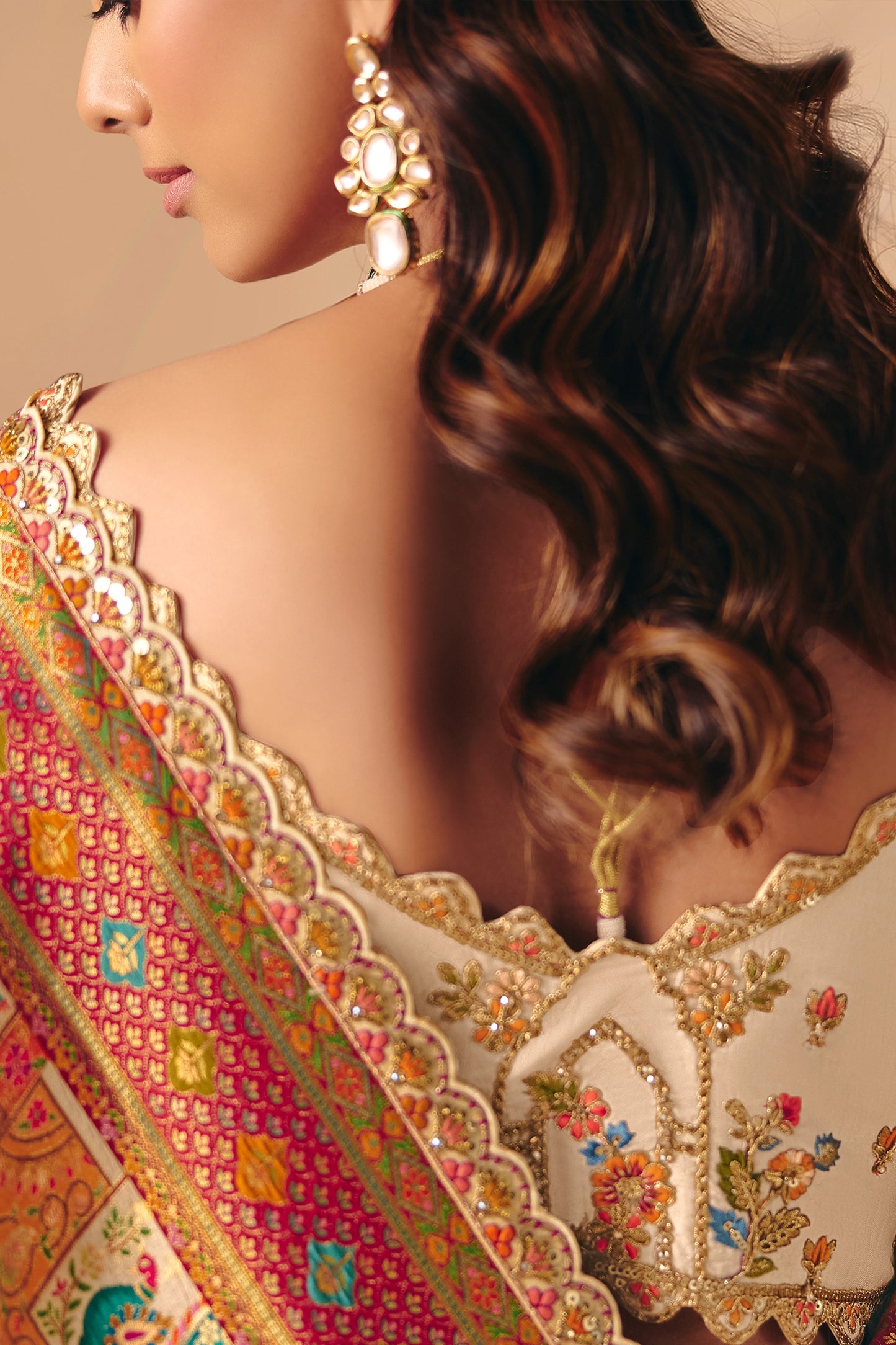 Off White Zari Work Dola Silk Saree With Embroidery-SAR12065_4_SareeButa.com