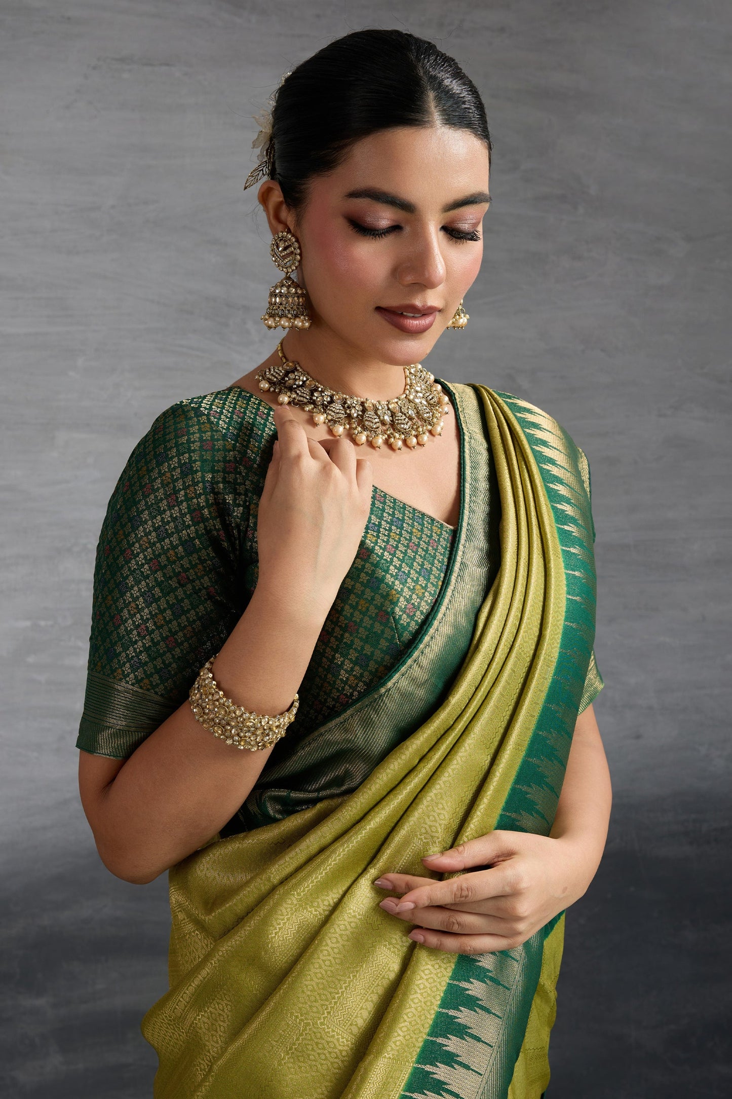 Olive Green Woven Kanjivaram Silk Saree-SAR10287_3_SareeButa.com