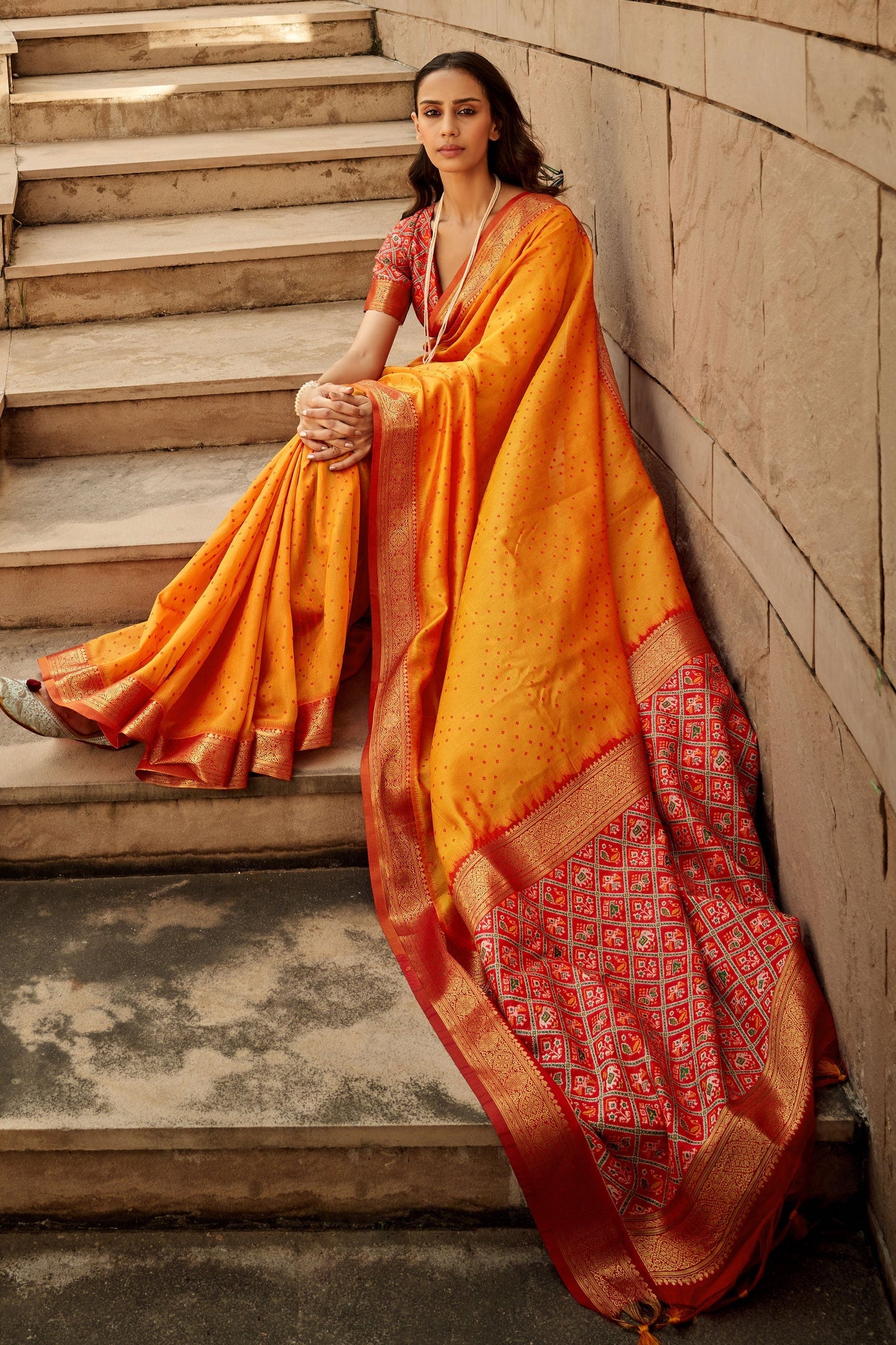 orange-patola-silk-saree-zb130623_3_SareeButa.com