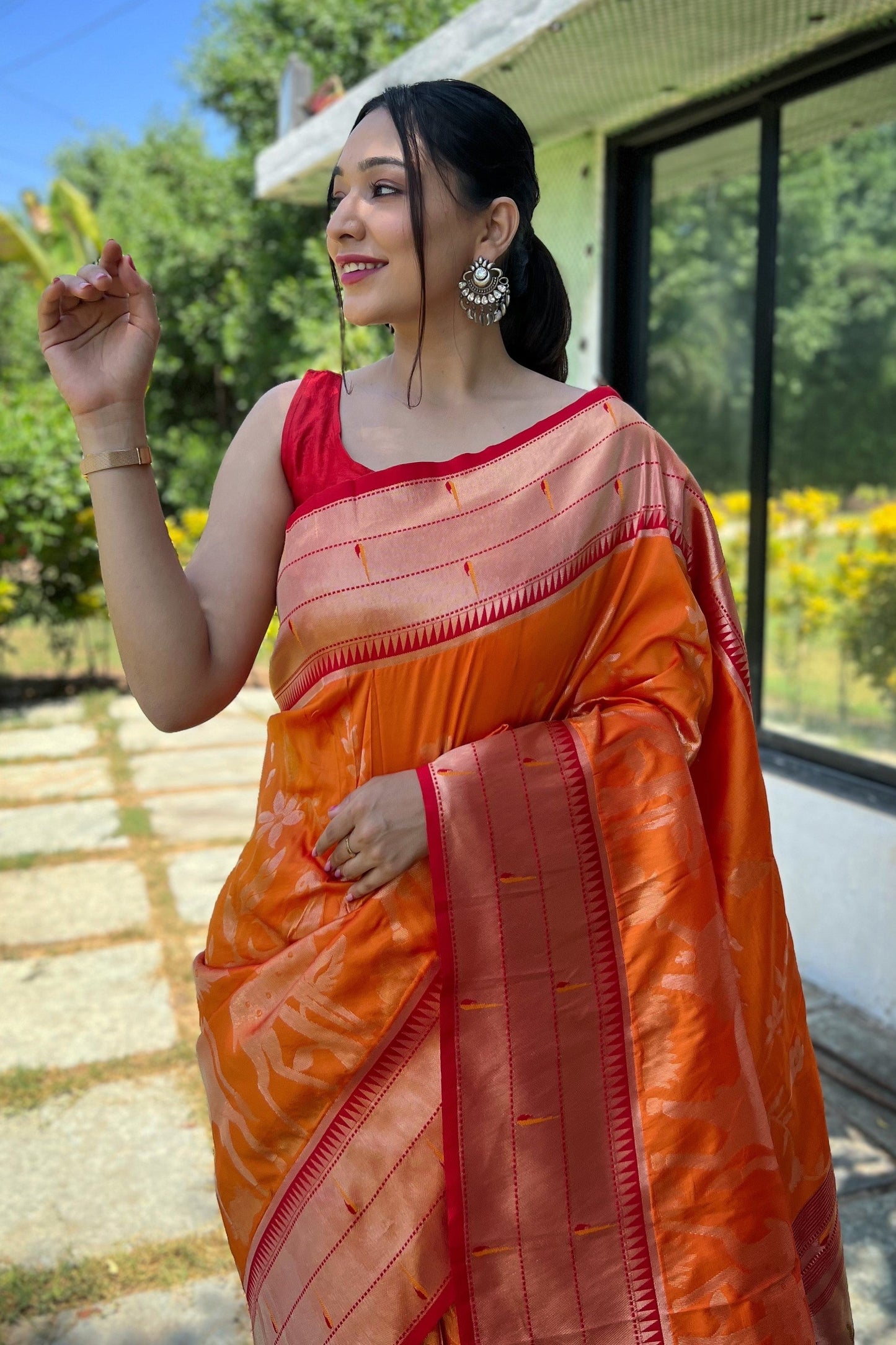 orange-paithani-silk-saree-zb131539_2_SareeButa.com