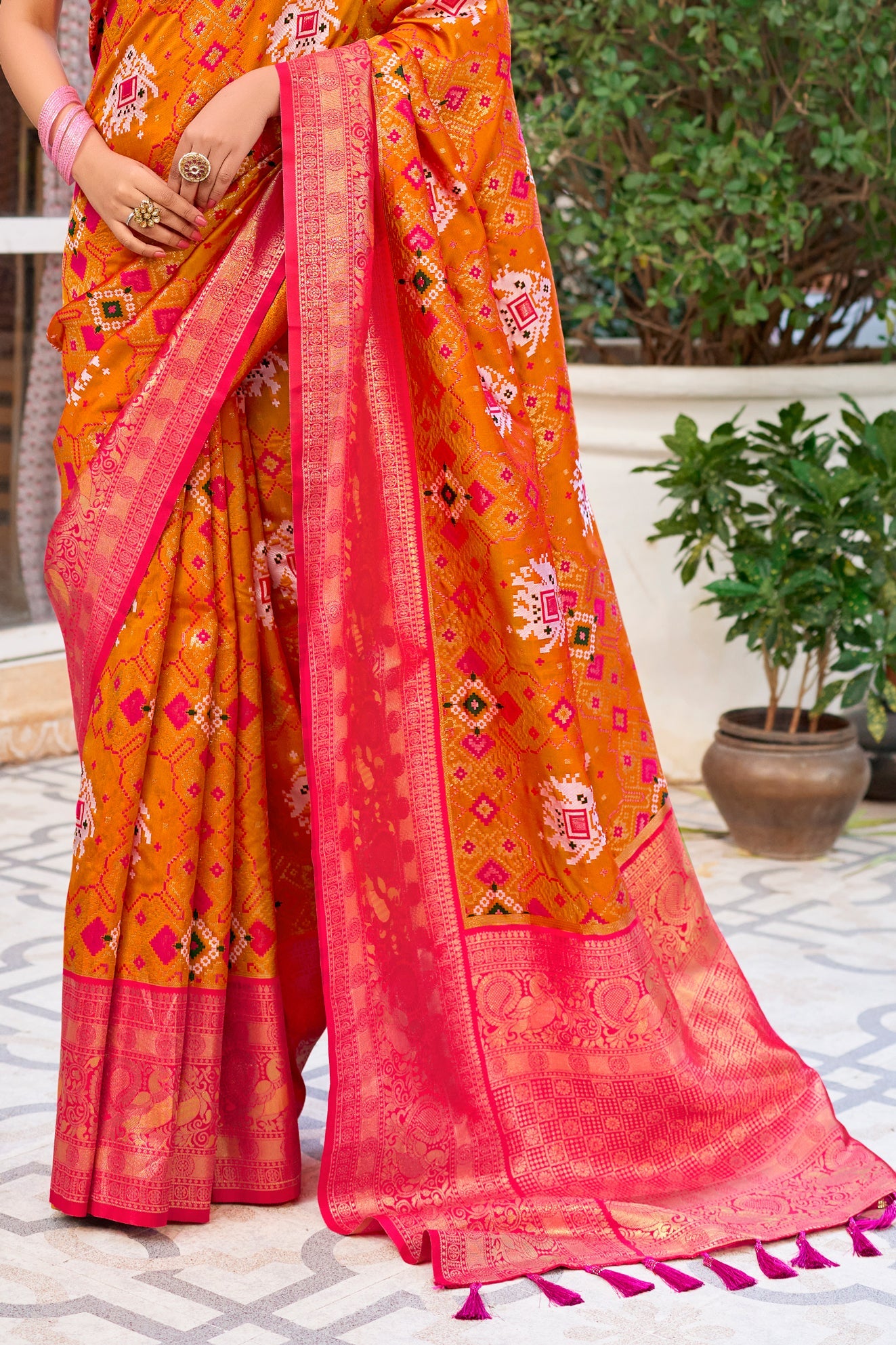 orange-silk-patola-saree-zb132304_4_SareeButa.com